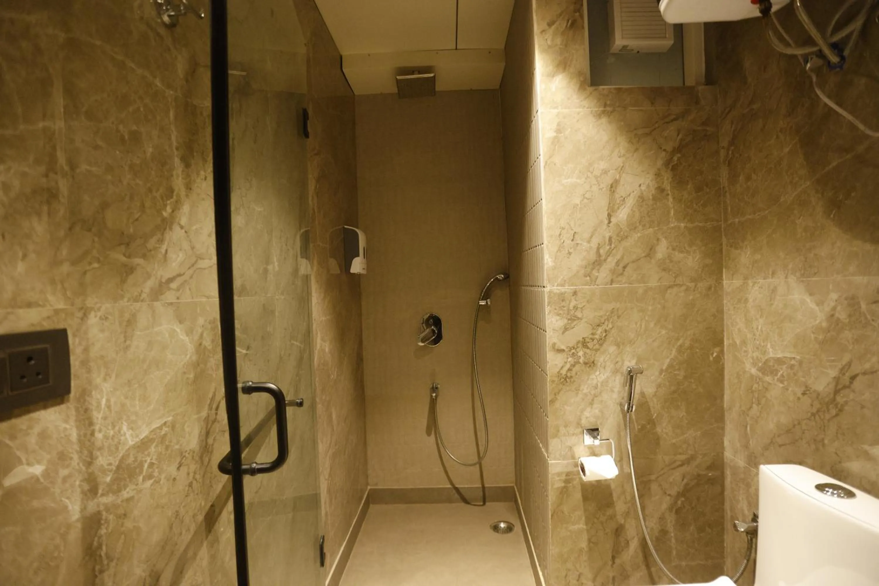 The Hoften Lotus Court, Noida