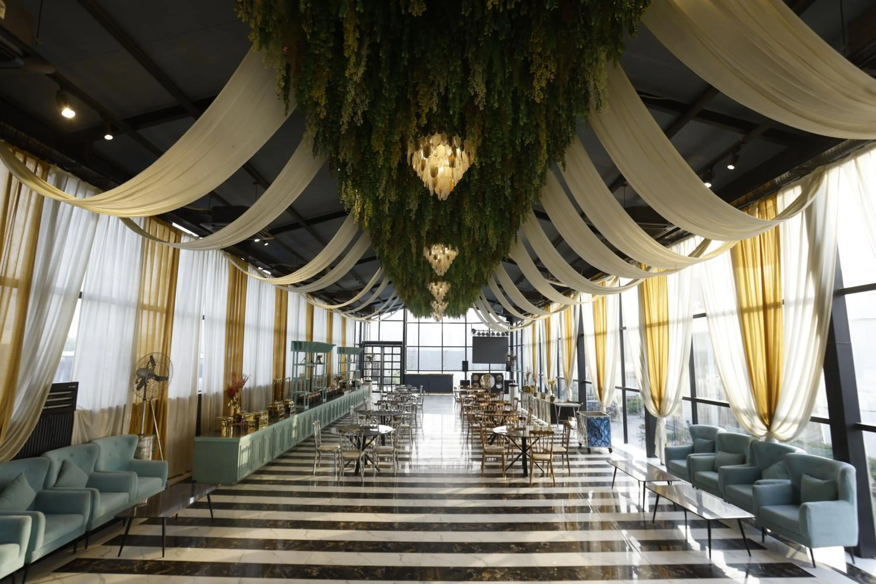 The Hoften Lotus Court, Noida