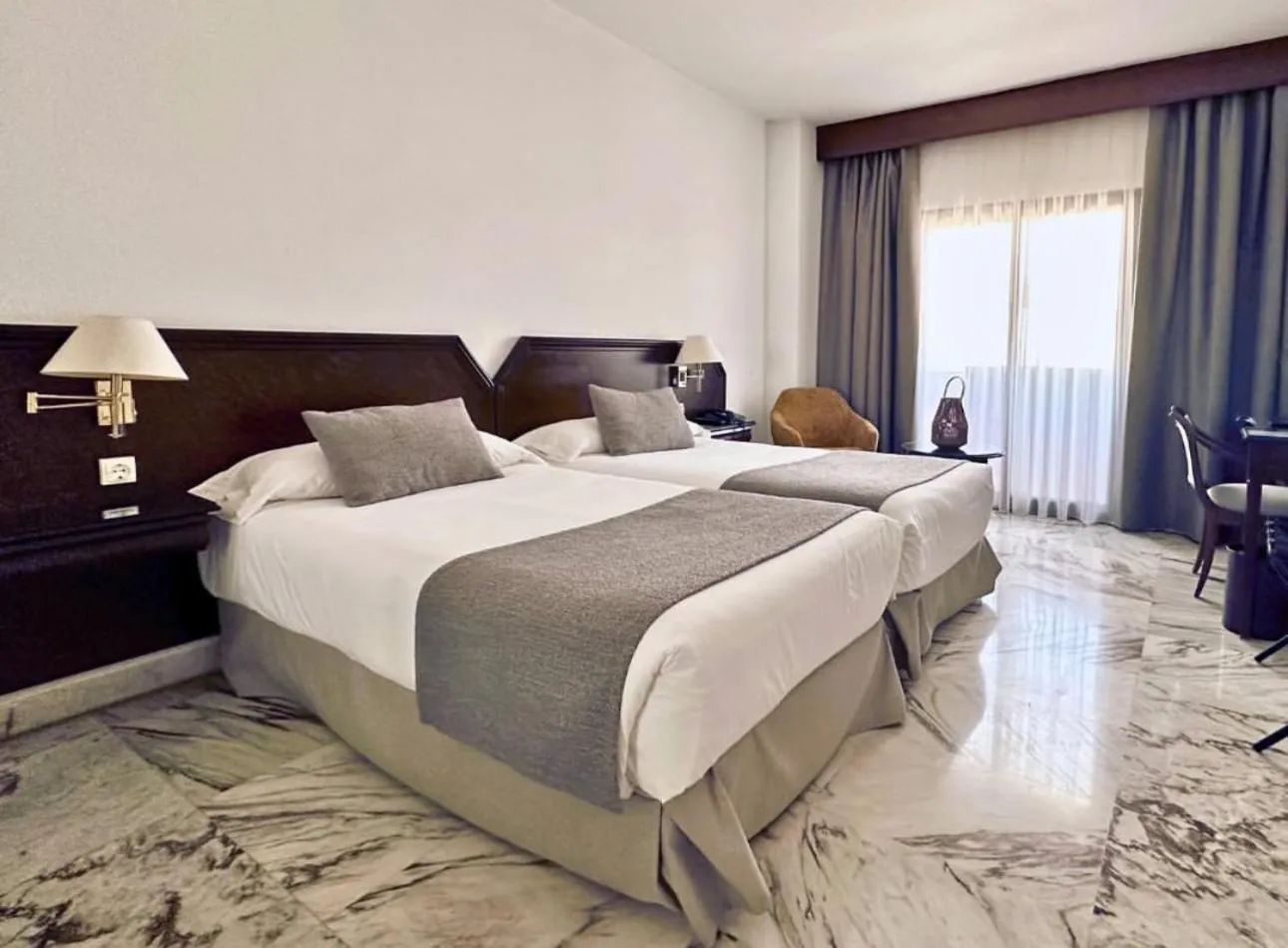 Bed in Turia Valencia