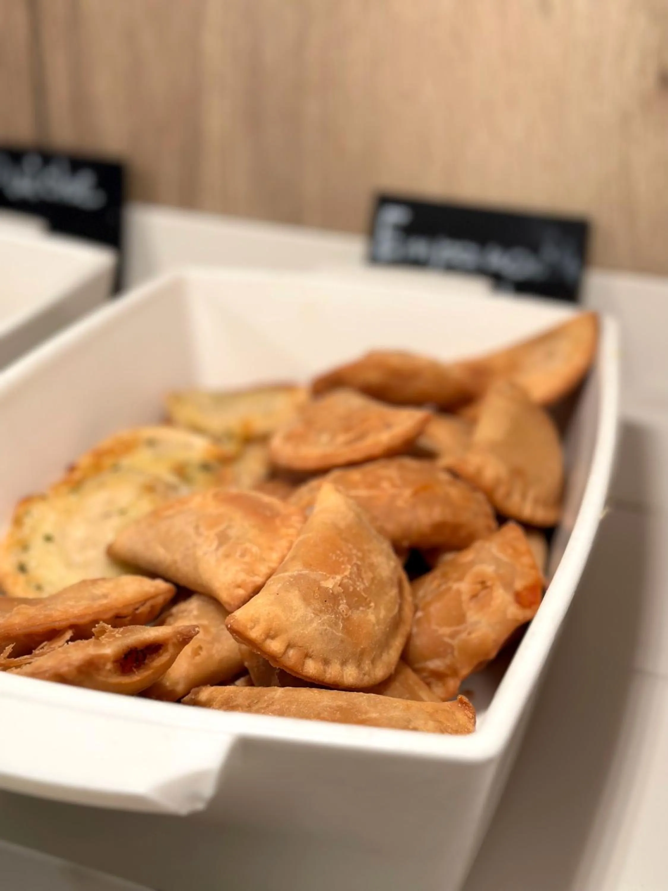 Food and drinks in Turia Valencia