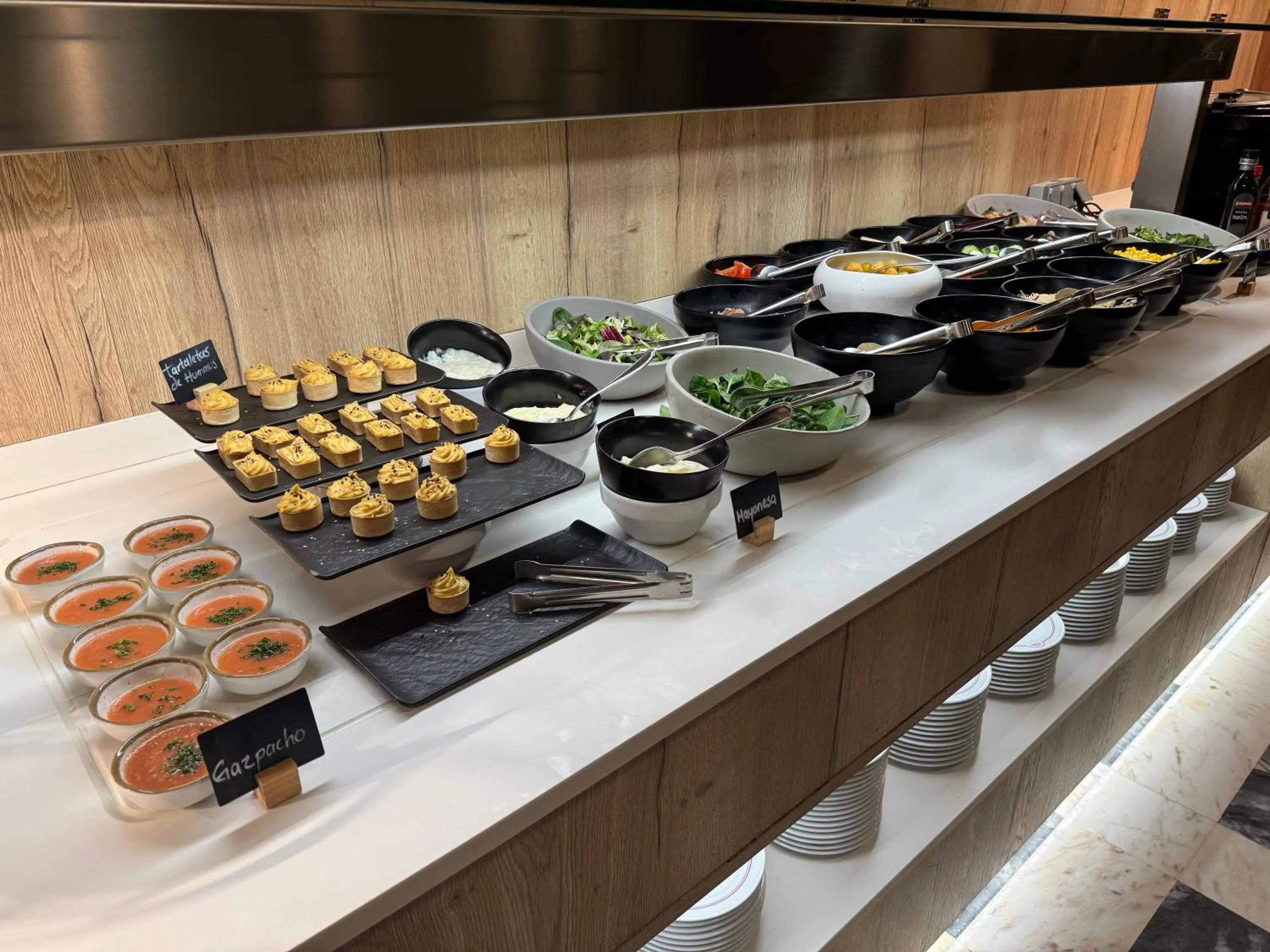 Food and drinks in Turia Valencia