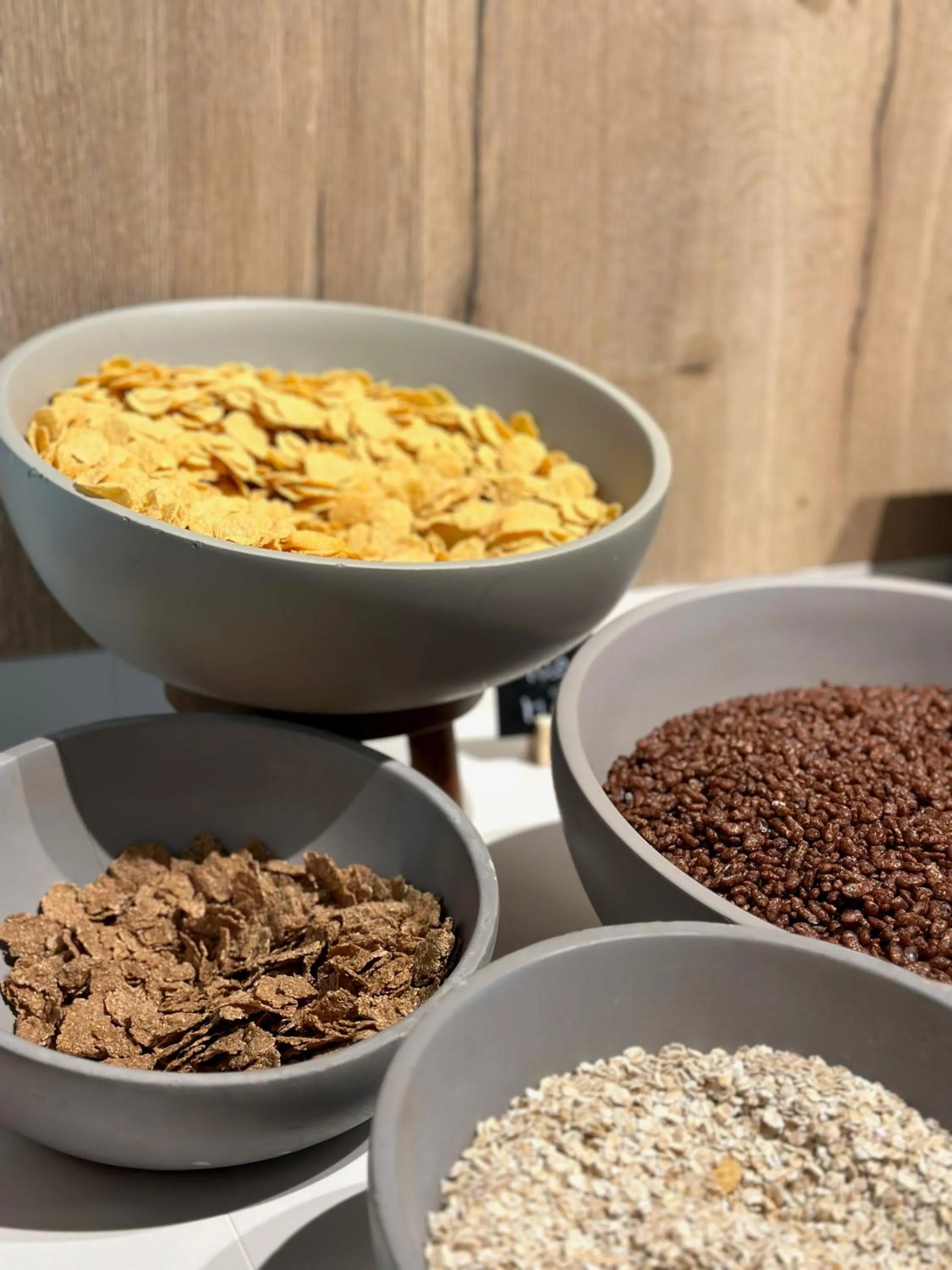 Food and drinks in Turia Valencia