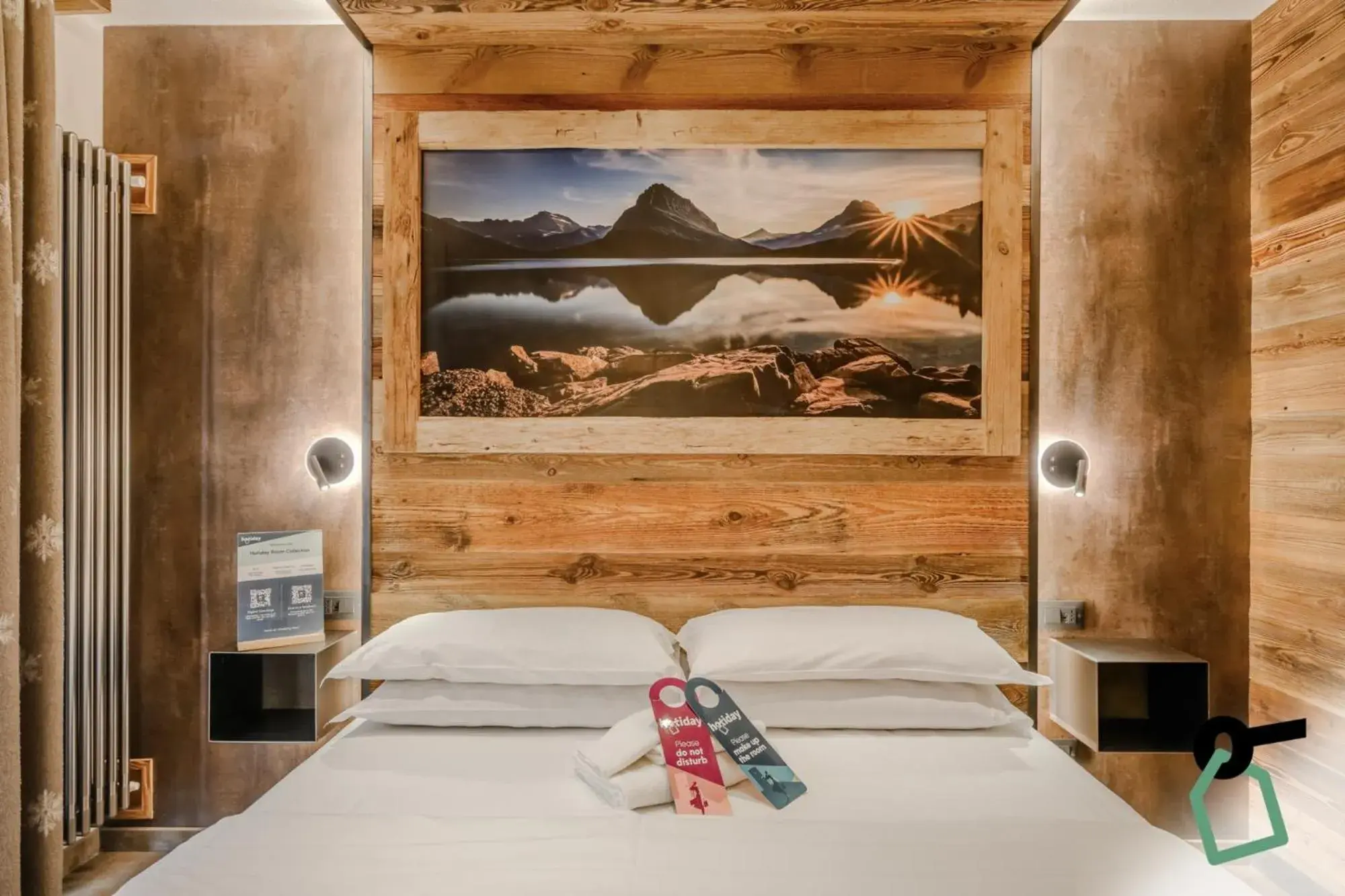 Economy Double Room in Hotiday Sauze Centro Economy Double Room in Hotiday Sauze Centro