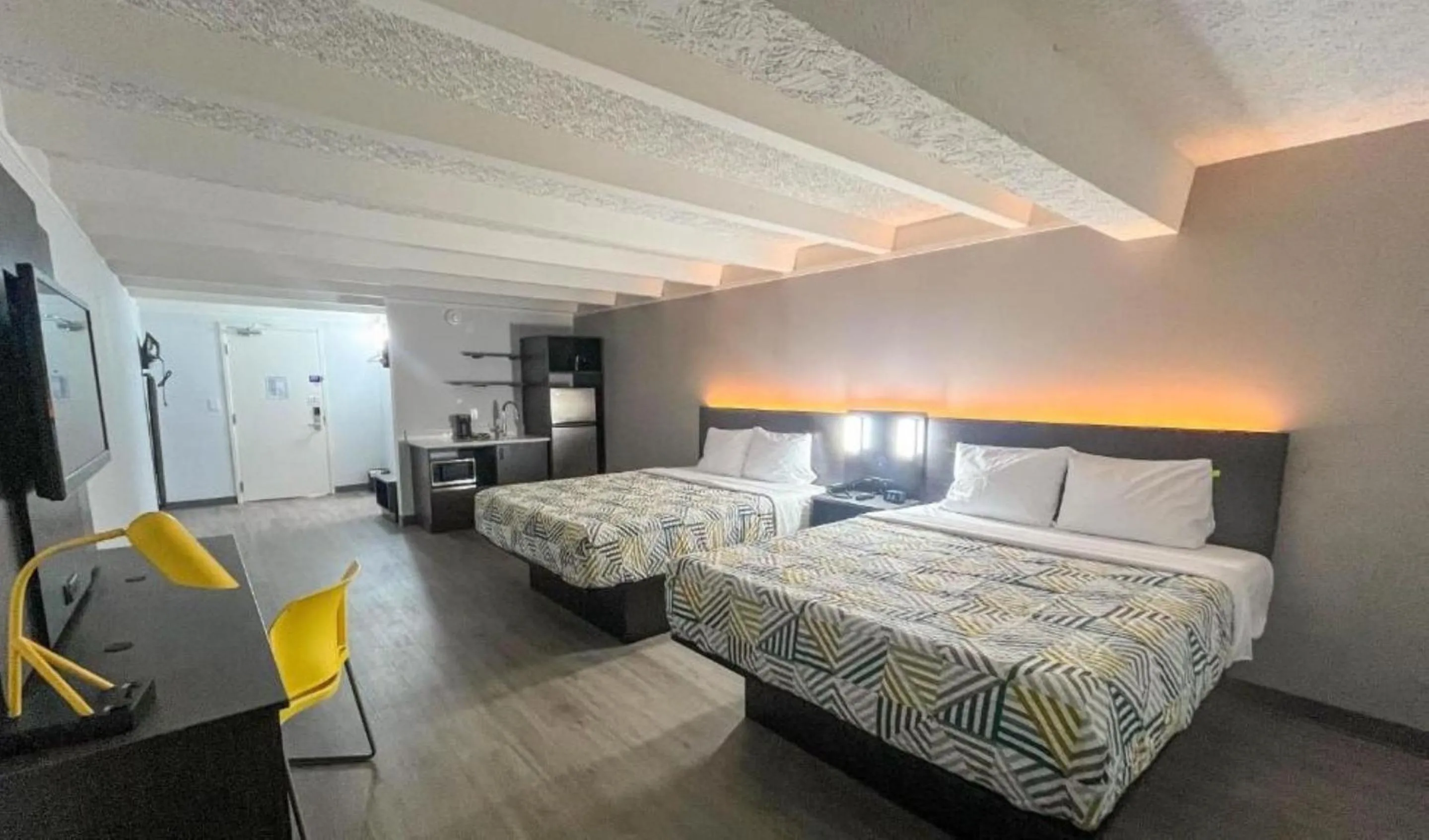 Queen Room with Two Queen Beds - Disability Access - Roll In Shower in Studio 6 Rockford, IL – RFD Airport
