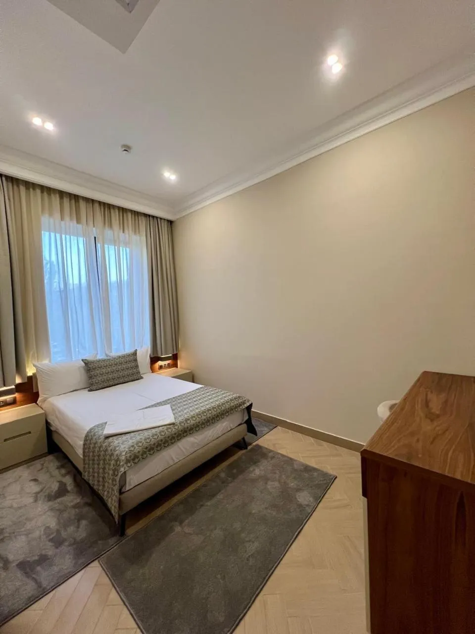 Photo of the whole room, Bed in Plaza Viktoria Hotel Yerevan