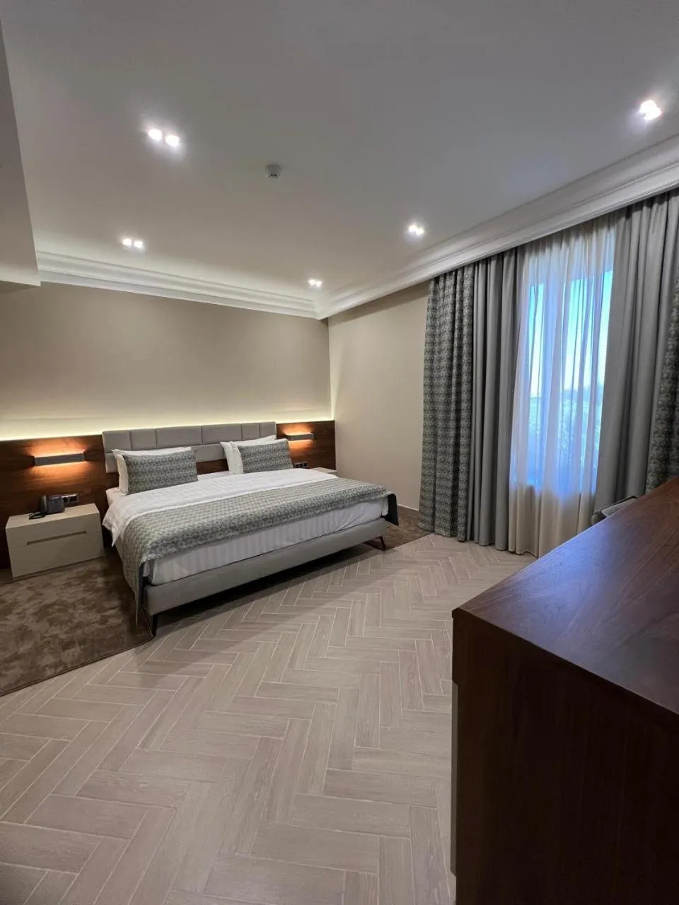 Bedroom, Bed in Plaza Viktoria Hotel Yerevan