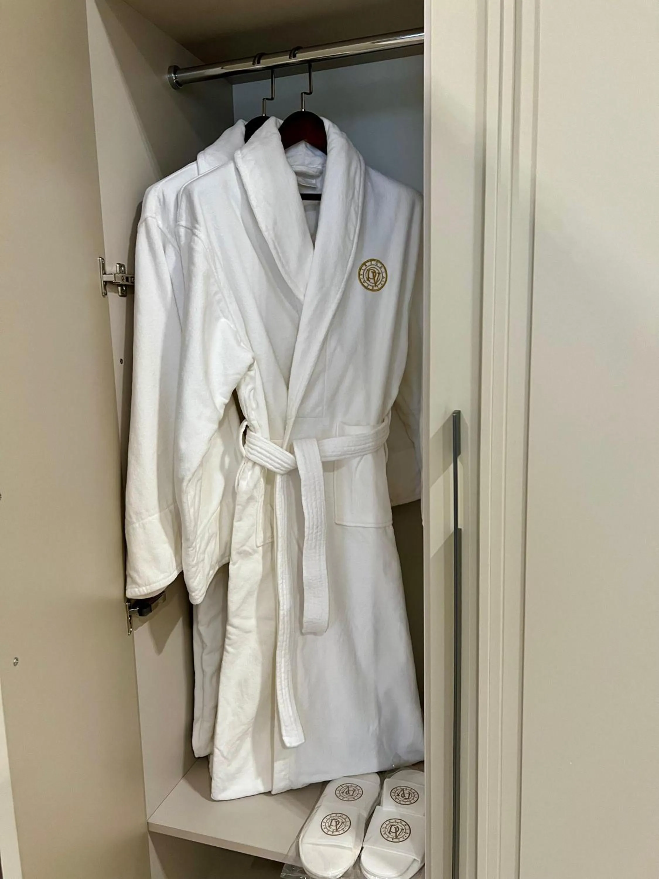 Bathroom in Plaza Viktoria Hotel Yerevan