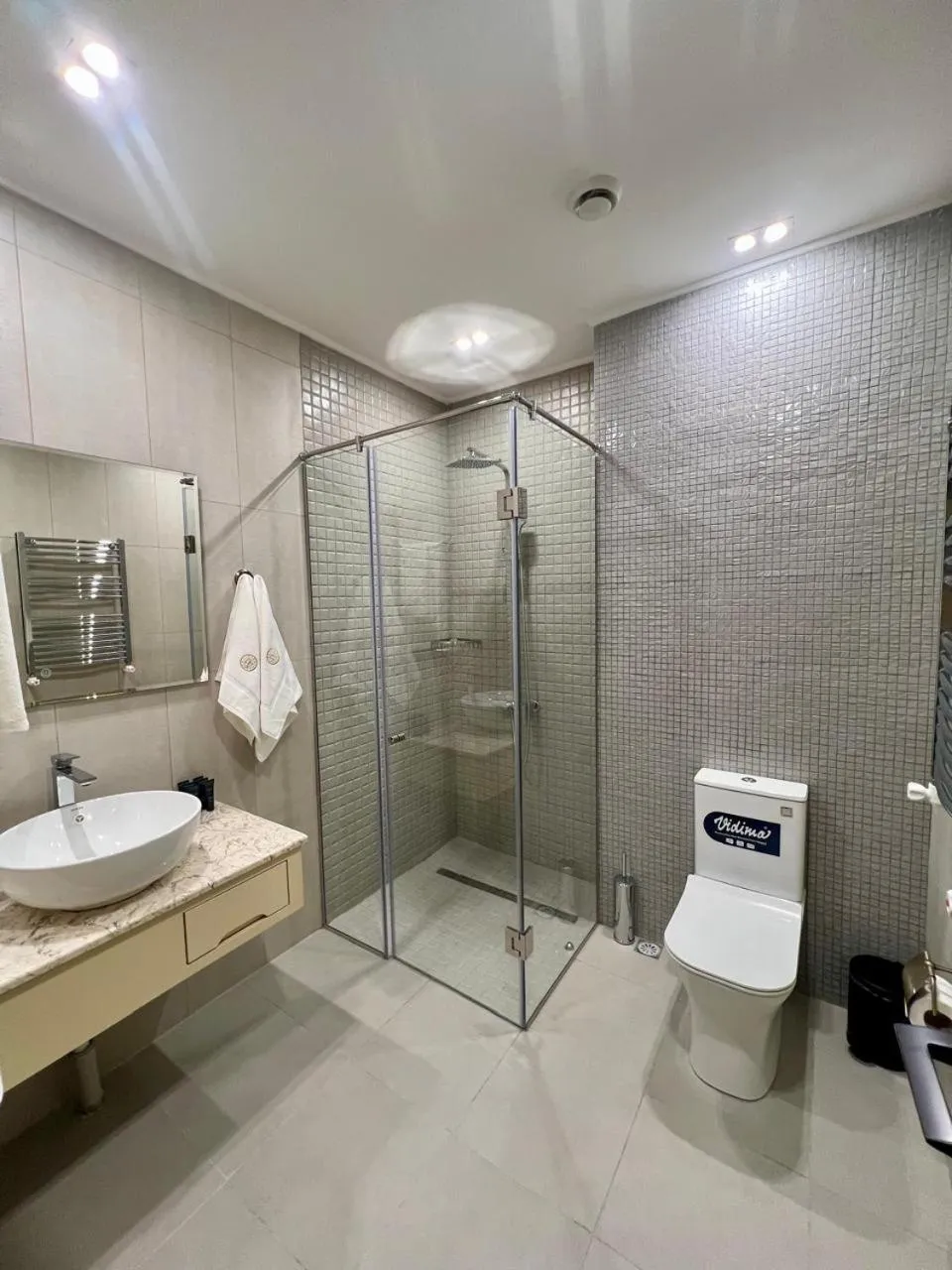 Bathroom in Plaza Viktoria Hotel Yerevan