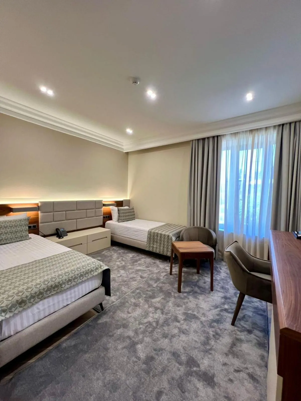 Photo of the whole room, Bed in Plaza Viktoria Hotel Yerevan