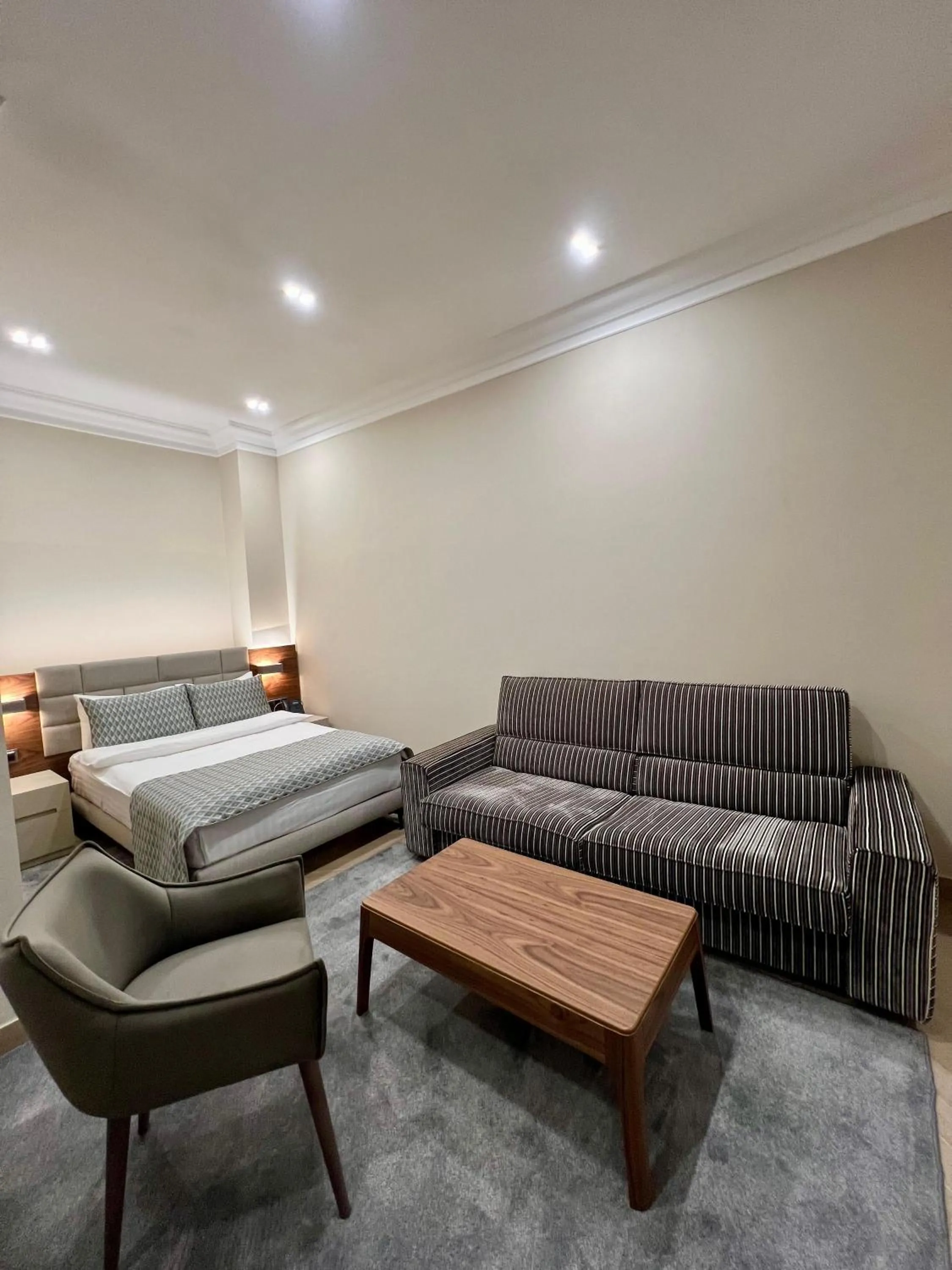 Bedroom in Plaza Viktoria Hotel Yerevan