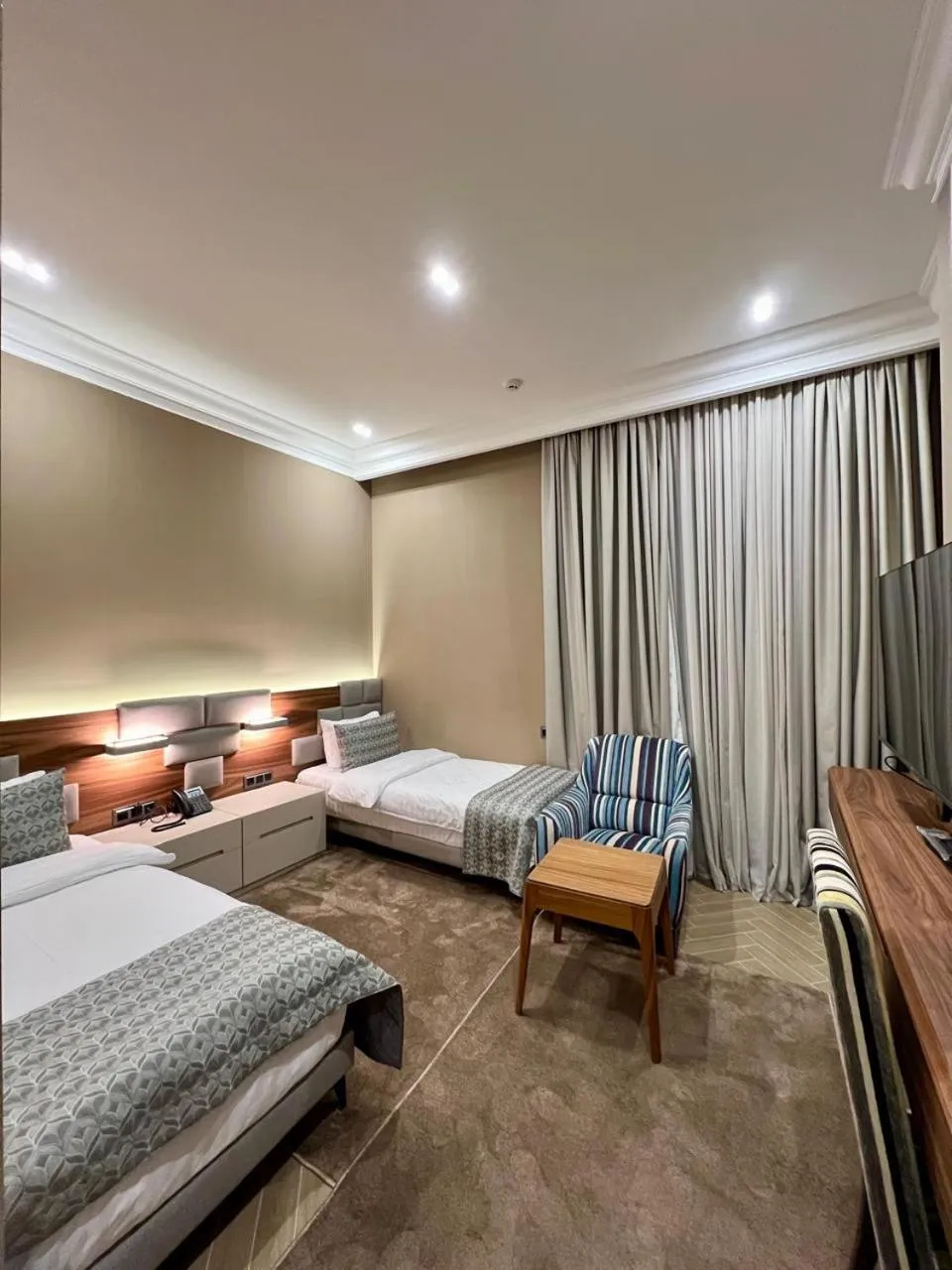 Photo of the whole room, Bed in Plaza Viktoria Hotel Yerevan