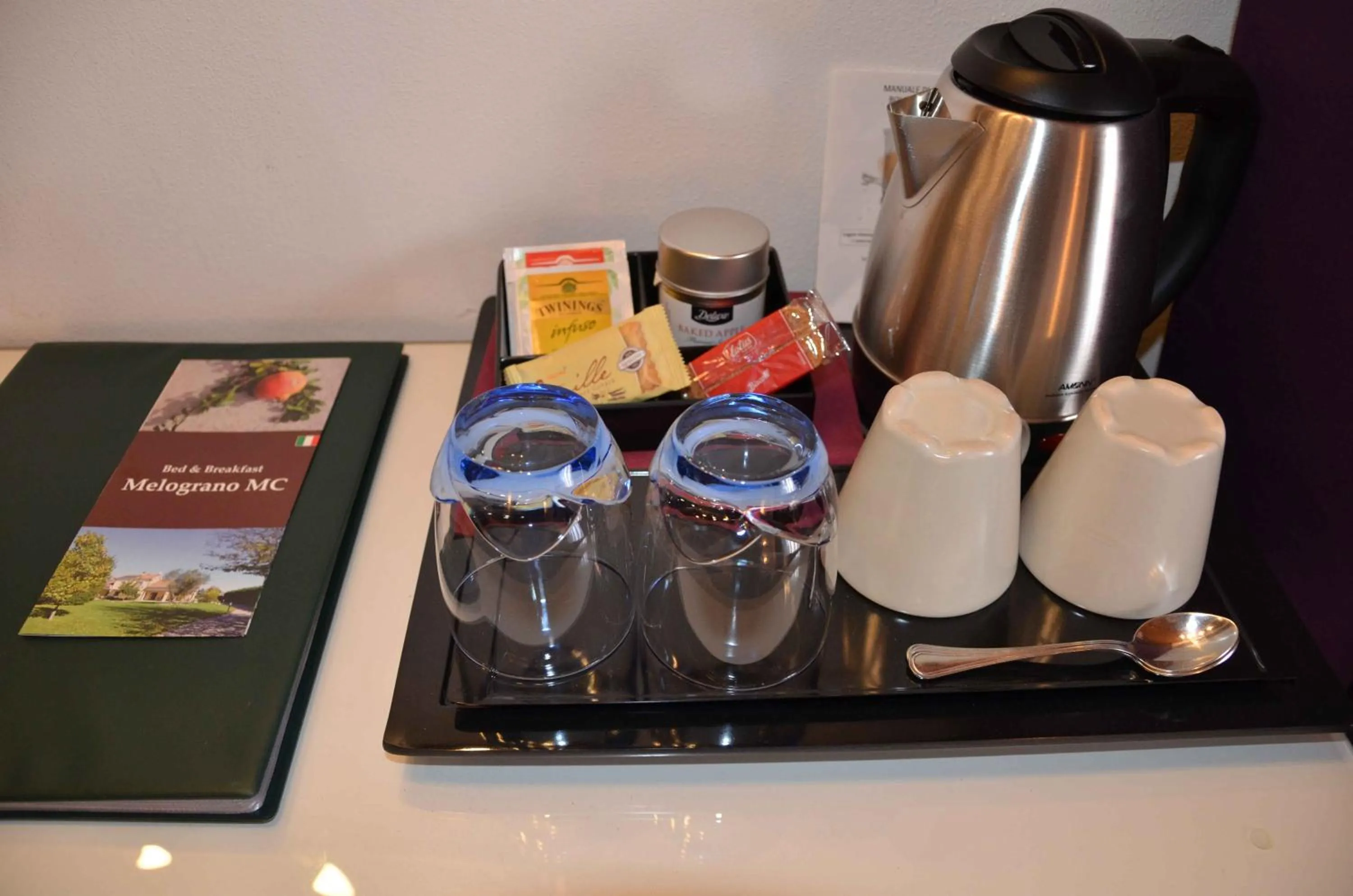 Coffee/tea facilities in B&B Melograno MC
