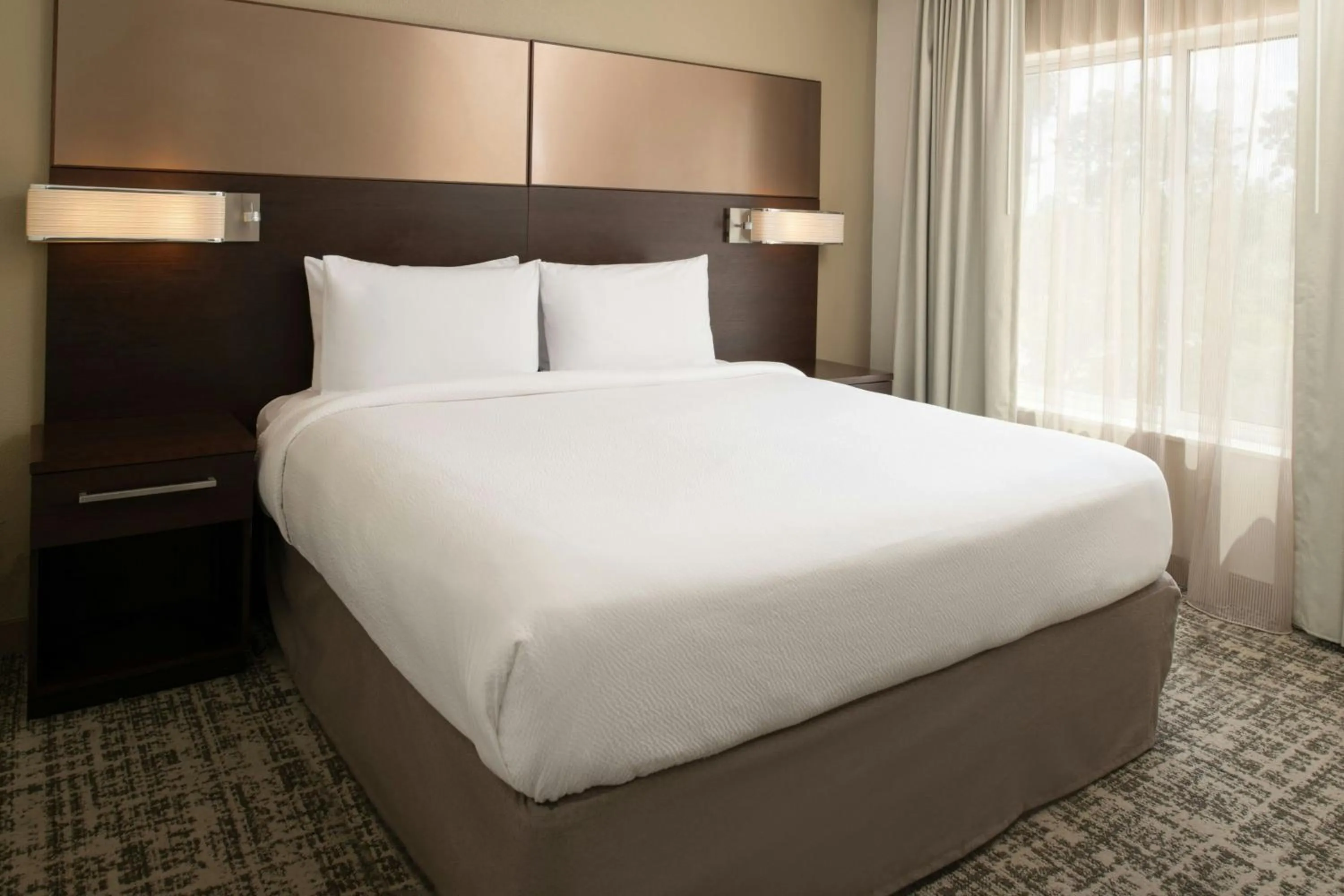 Photo of the whole room, Bed in Residence Inn by Marriott Houston City Place
