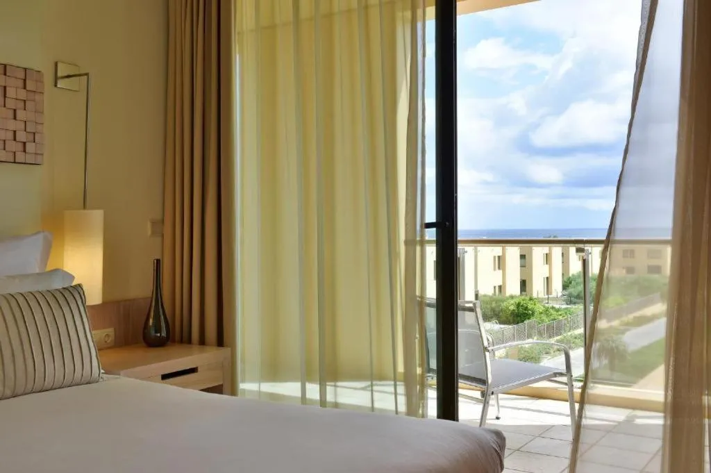 Bed in The Navigator - Colombus All Inclusive