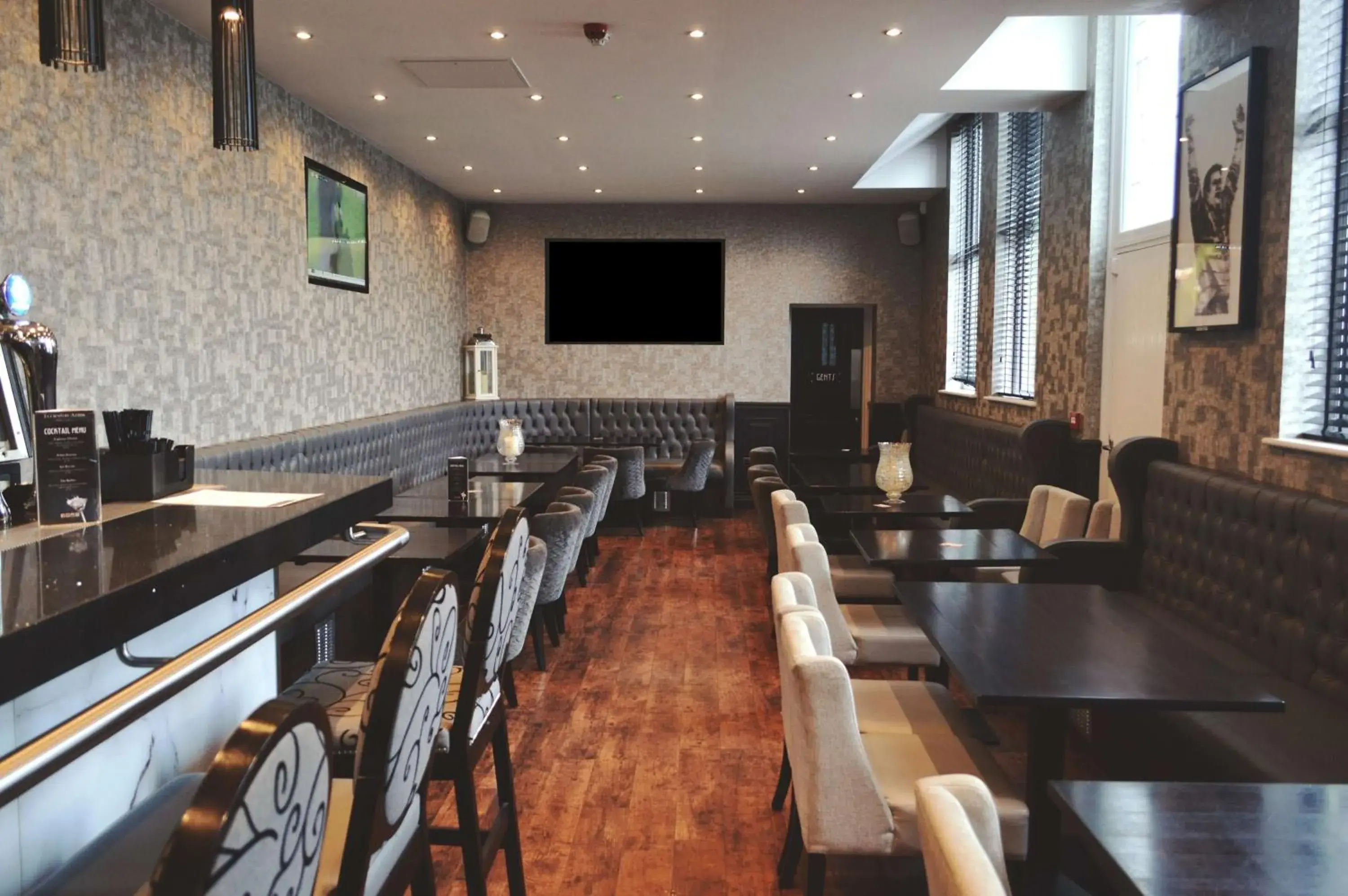 Lounge or bar in The Eccleston Hotel; BW Signature Collection Lounge or bar in The Eccleston Hotel; BW Signature Collection