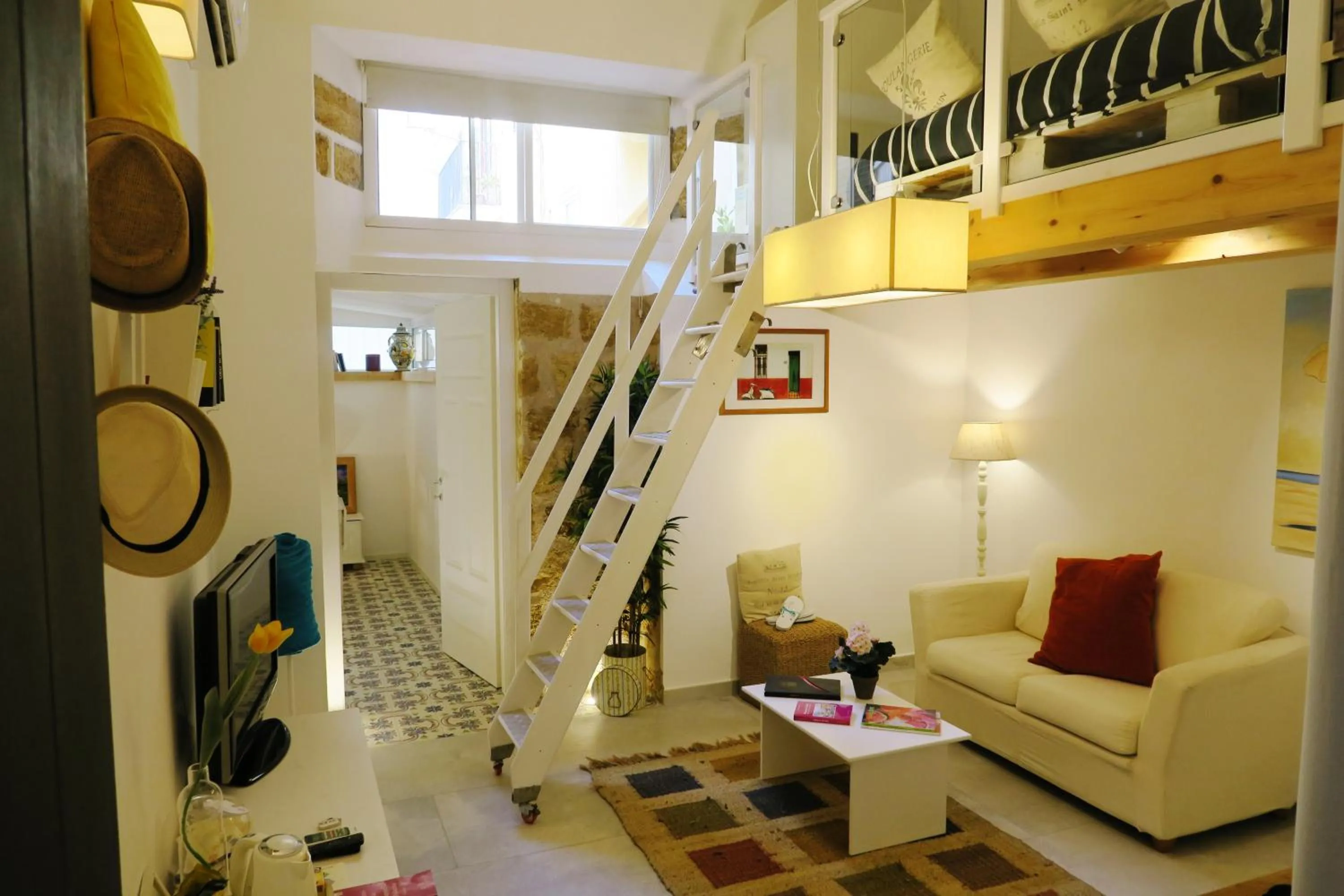 Apartment - Split Level in Casa Ricasoli 41