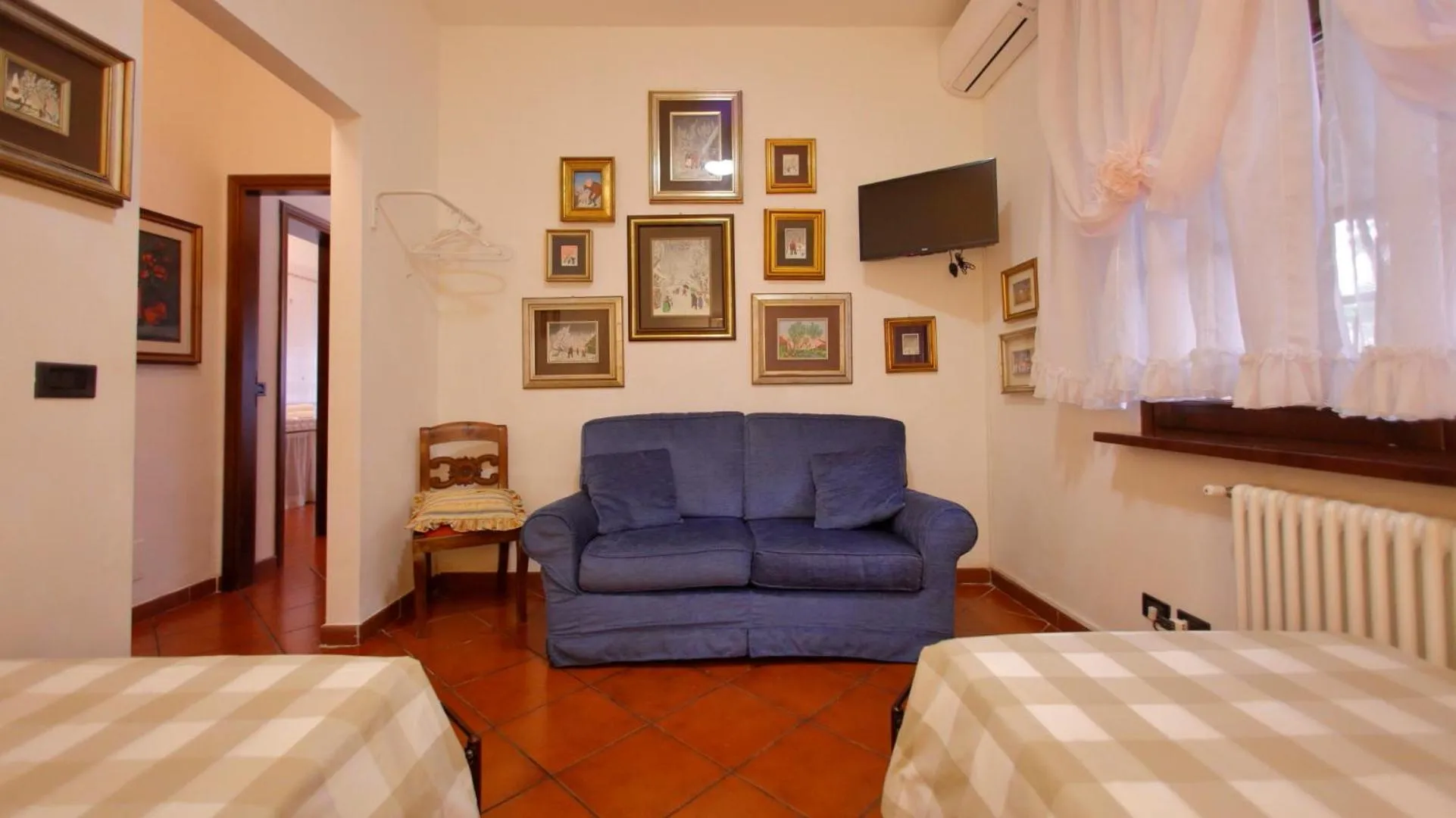 Bedroom in B&B Domus Sirmione