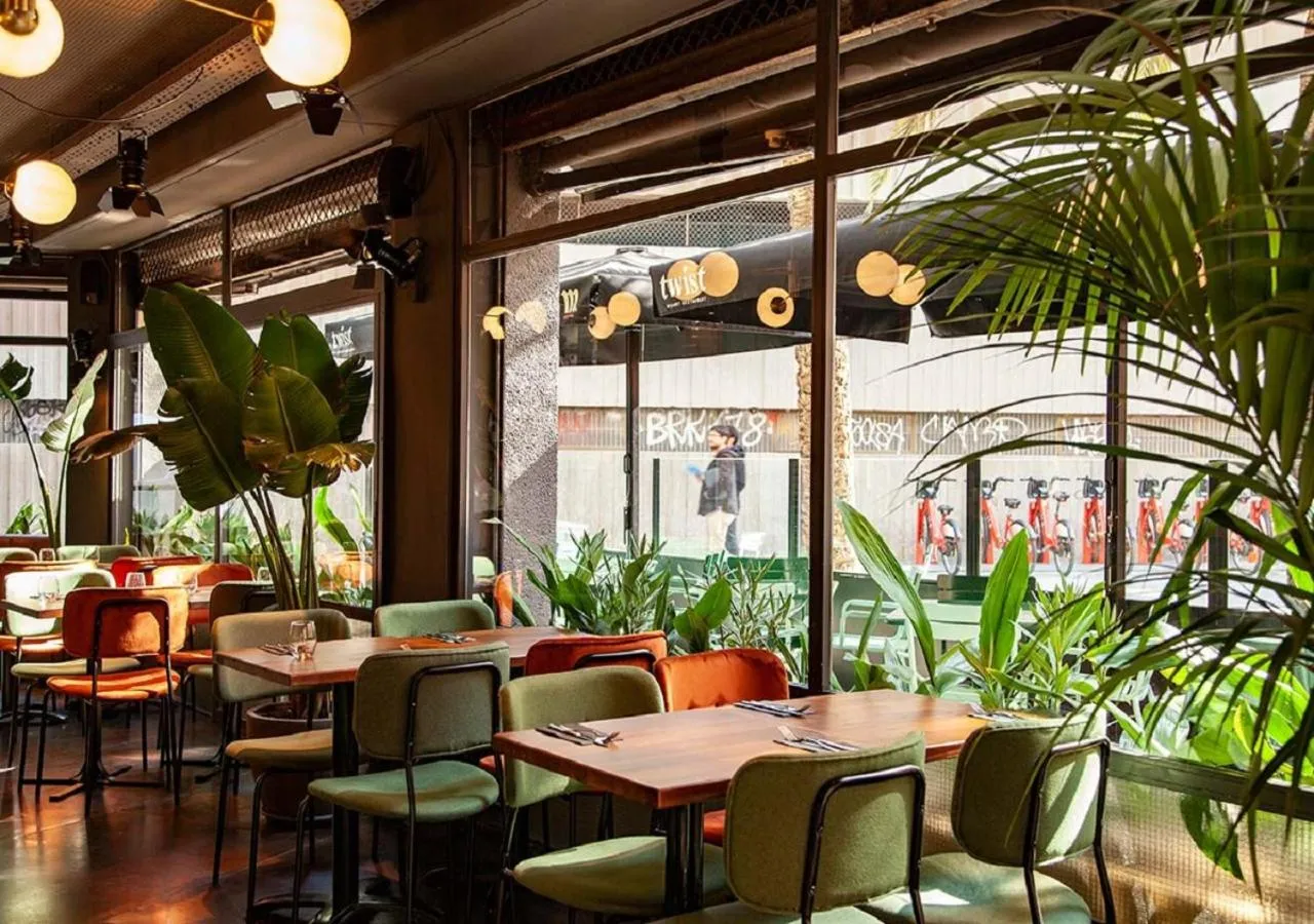 Food and drinks in Sixties Ramblas