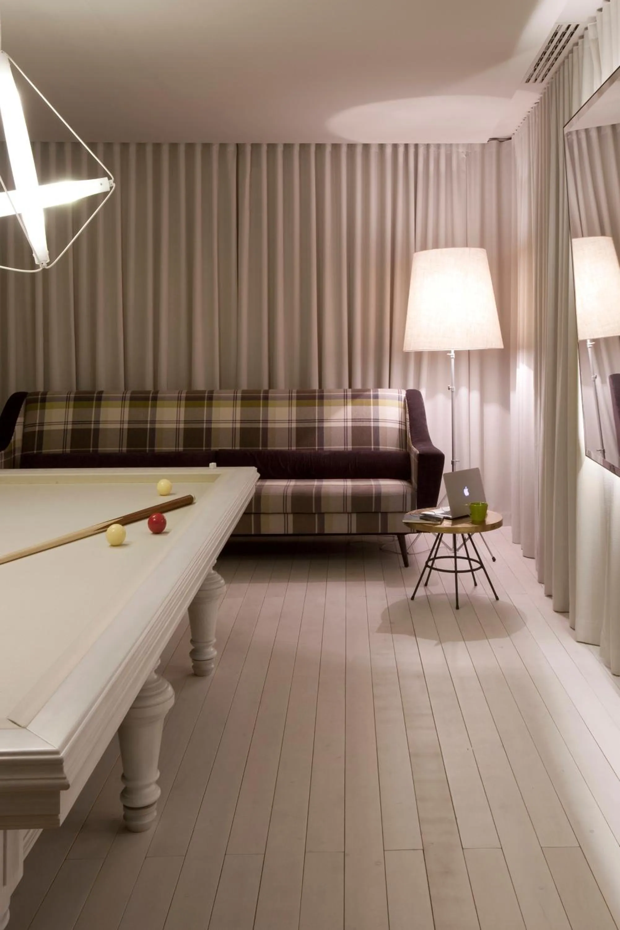 Activities in Sixties Ramblas