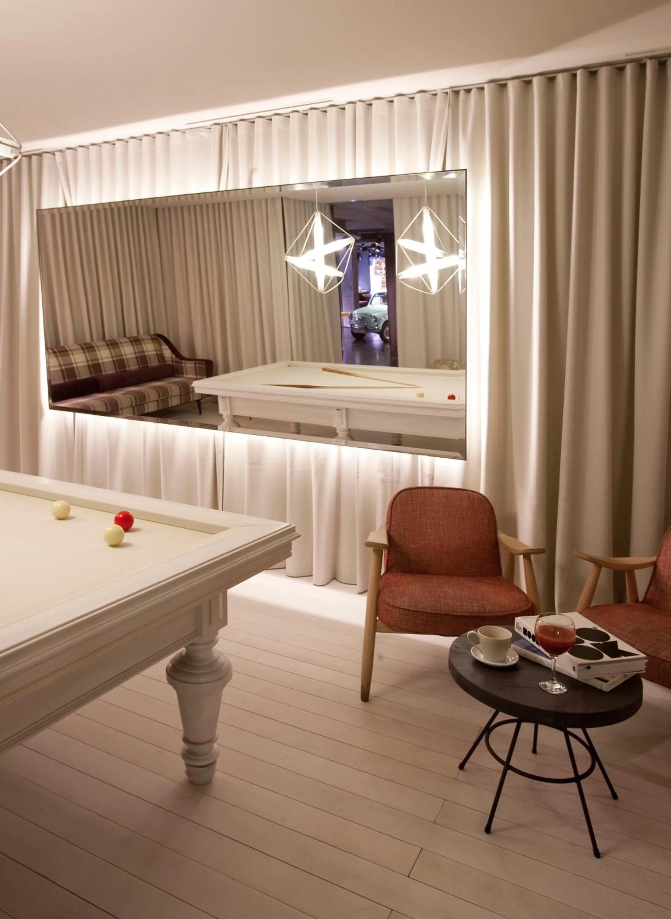 Activities in Sixties Ramblas