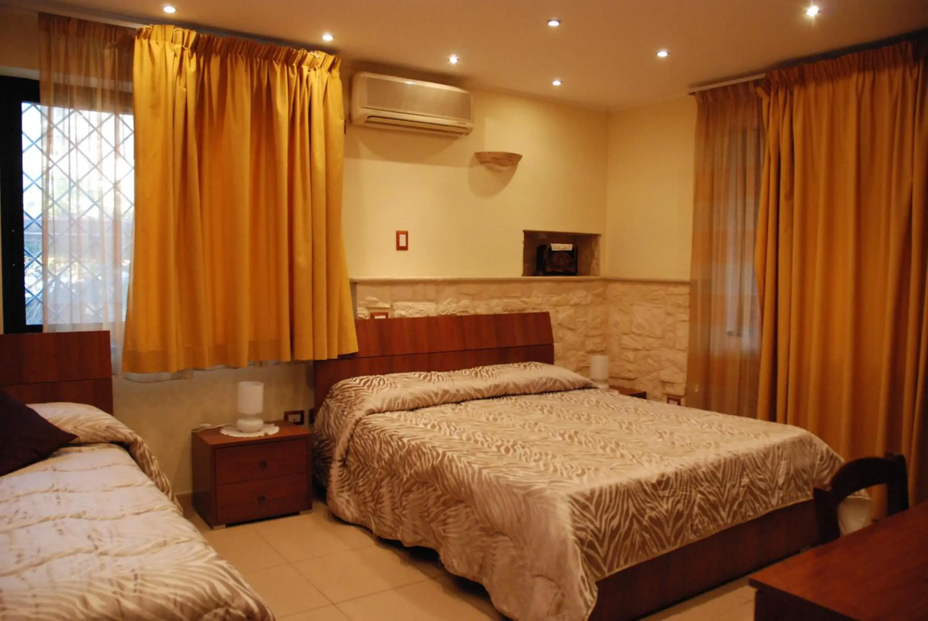 Family Room with Private Bathroom in Garden on the Sea Family Room with Private Bathroom in Garden on the Sea