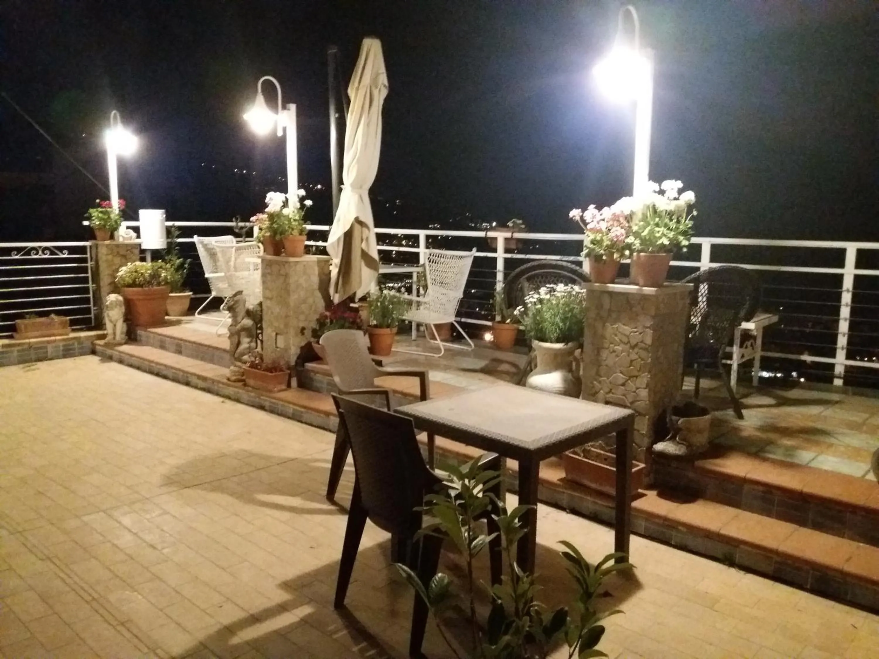 Garden on the Sea