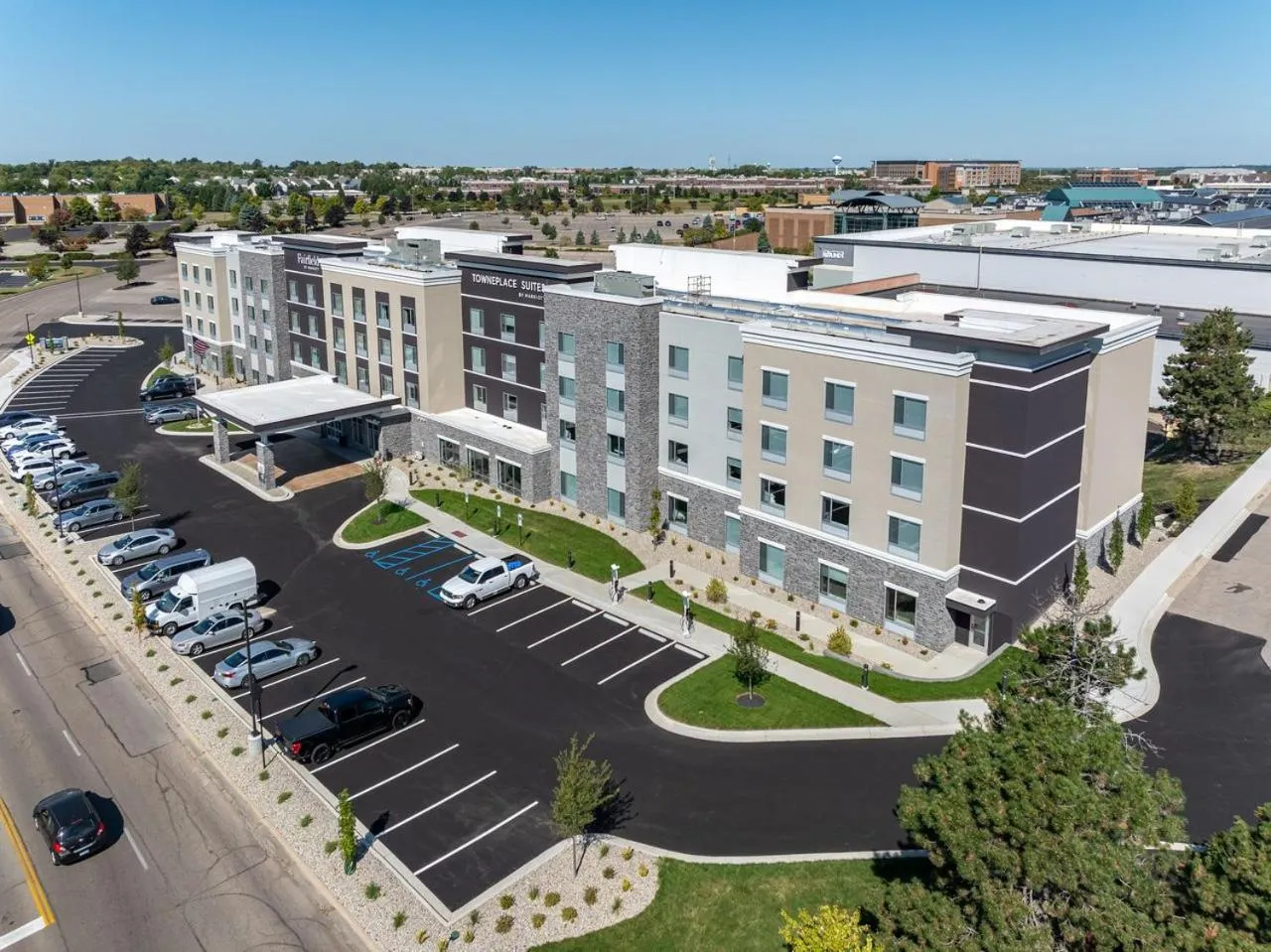 Property building in Fairfield Inn & Suites Dayton Beavercreek