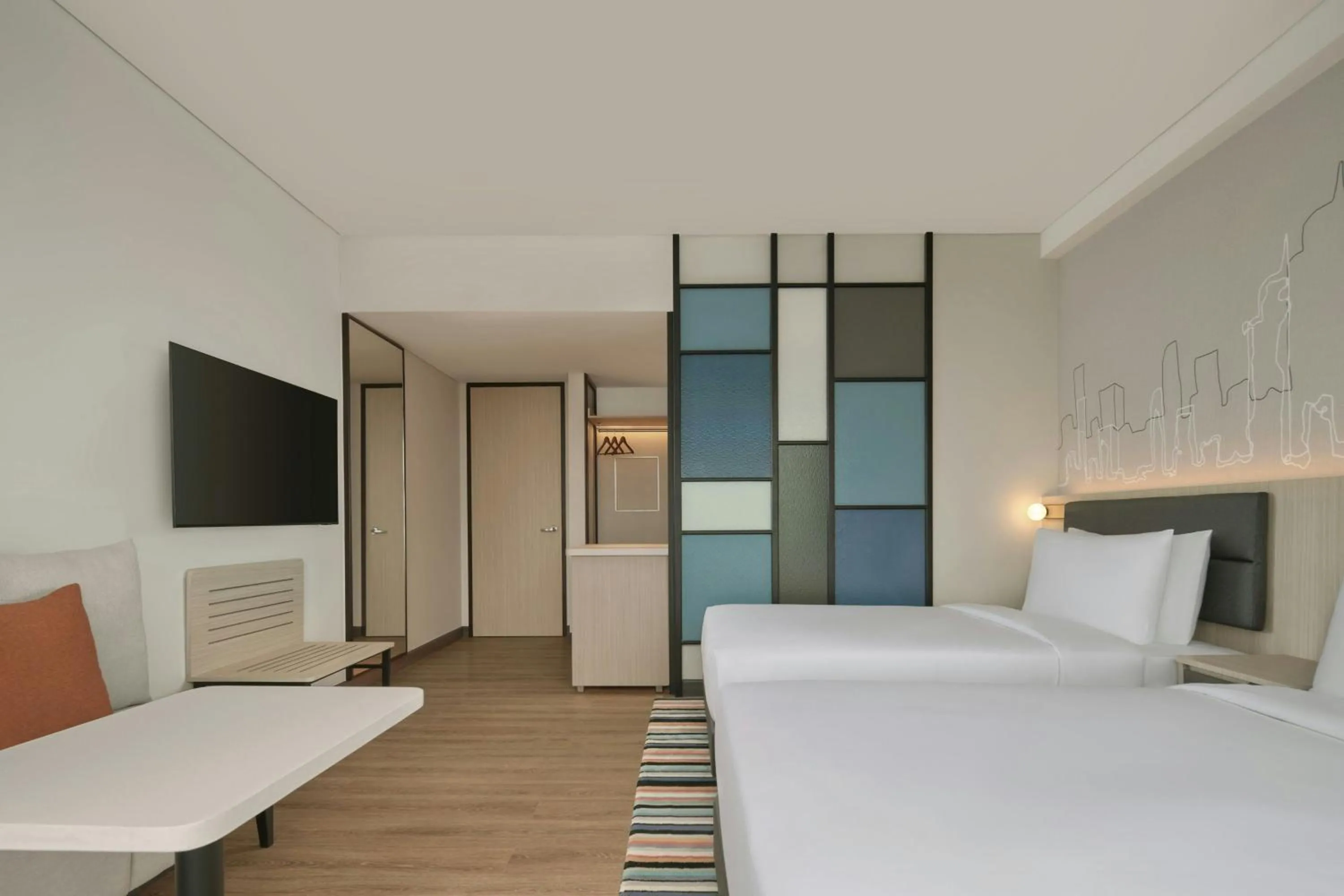 Photo of the whole room, Bed in Aloft Jakarta Kebon Jeruk