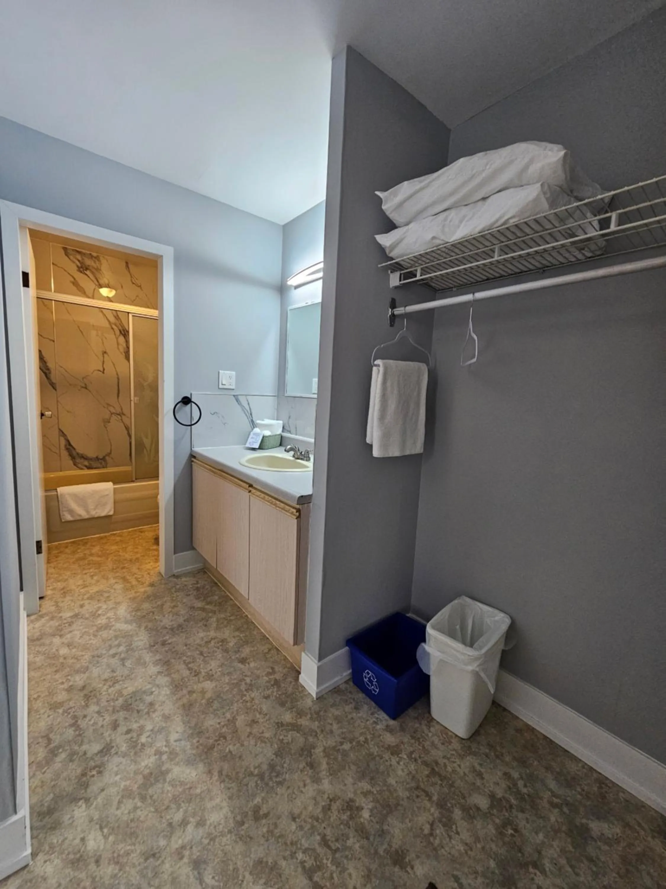 Arrowhead Inn by Baaman's