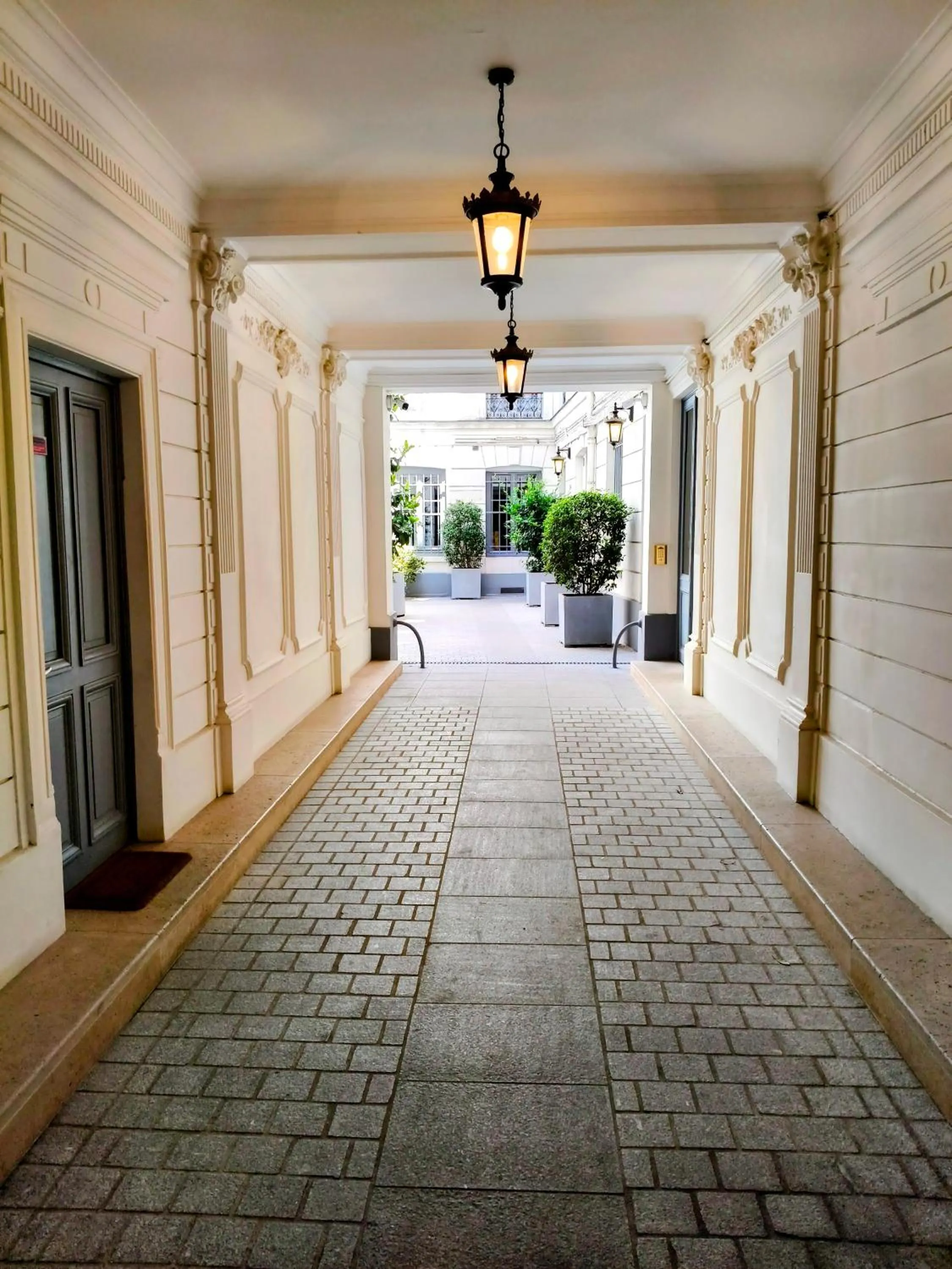 Property building in Appartements Bergère