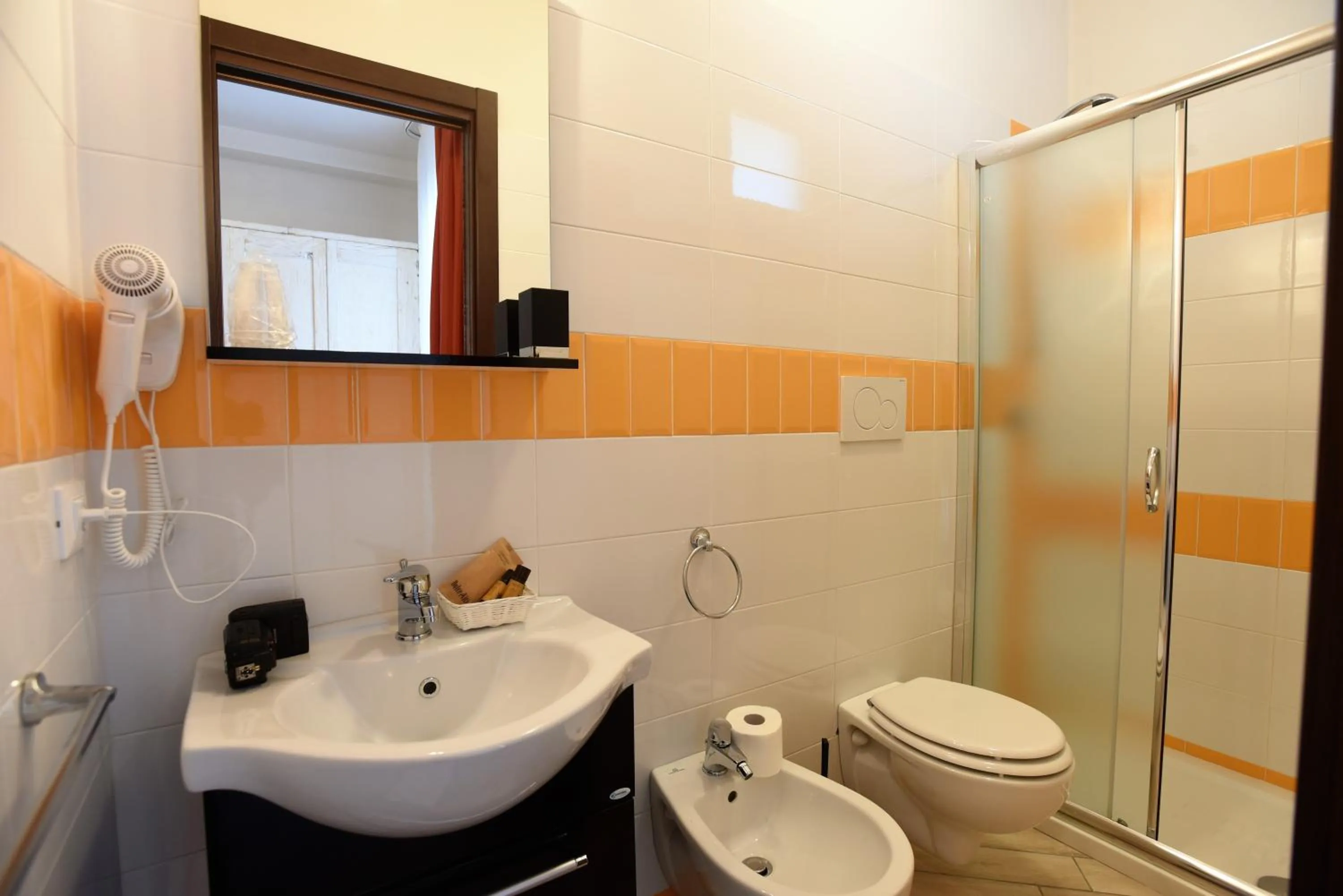 Bathroom in Camere Le Vie di Omero