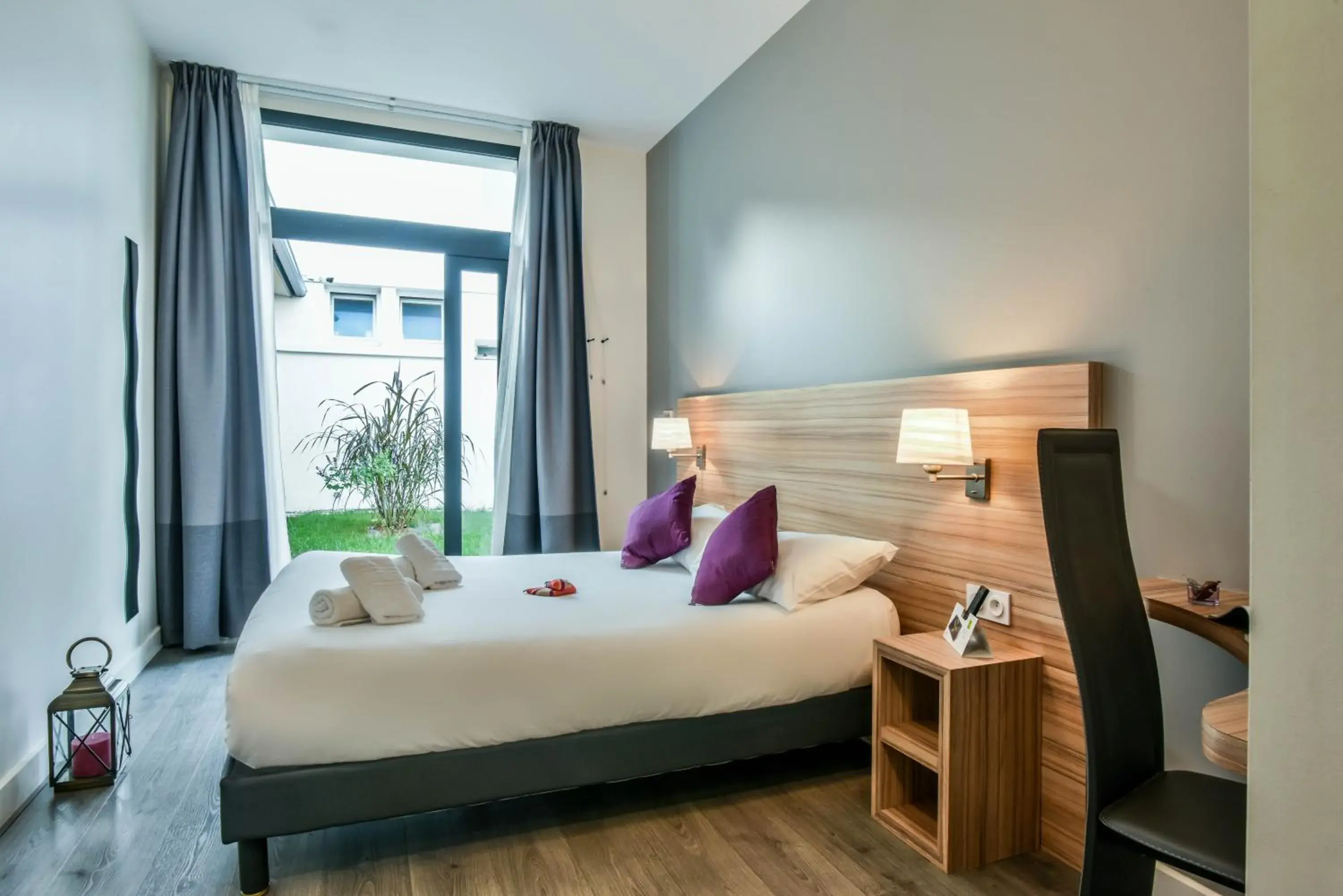 Bed in Logis Hôtels Gnàc é Pause Bed in Logis Hôtels Gnàc é Pause