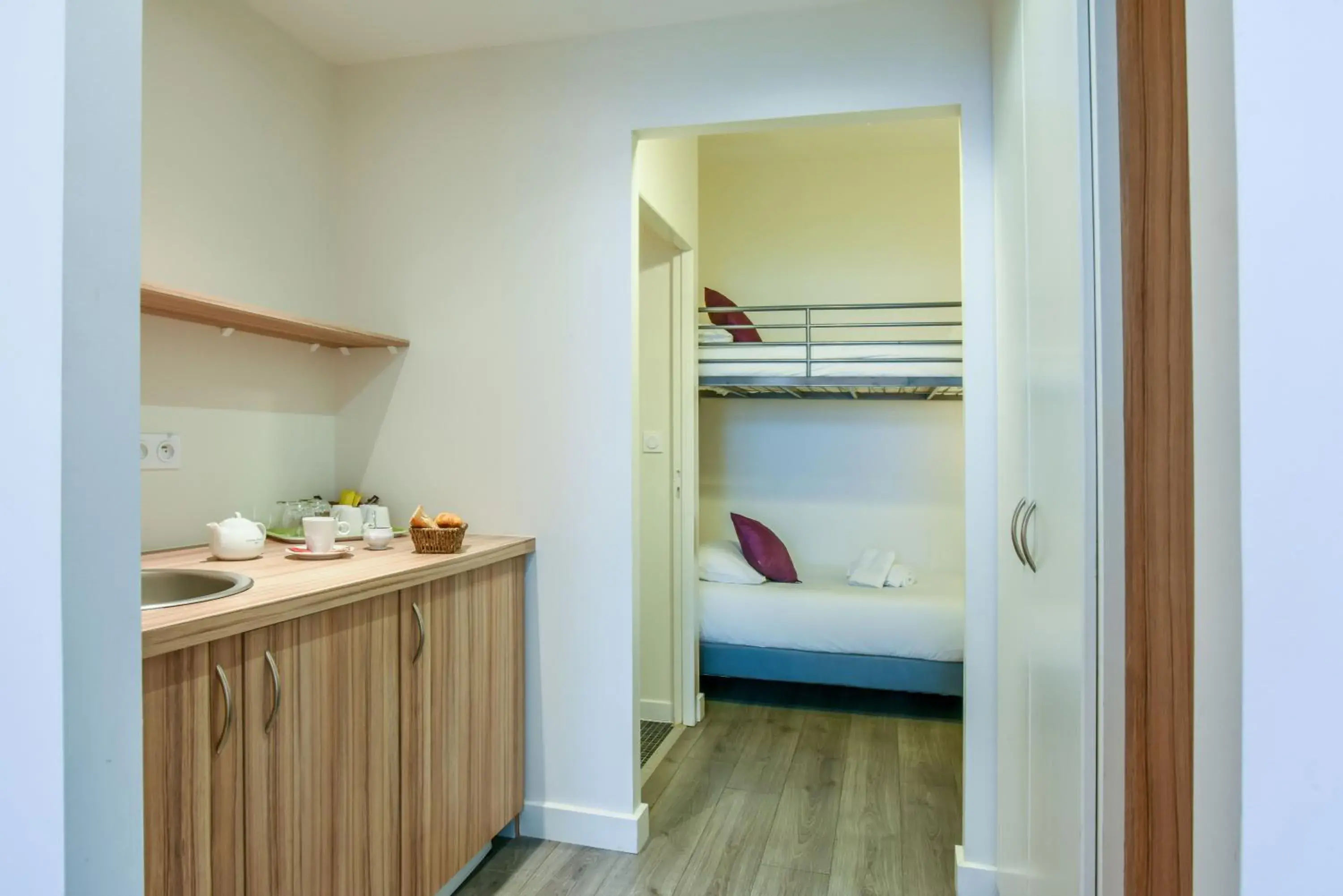 Bed in Logis Hôtels Gnàc é Pause Bed in Logis Hôtels Gnàc é Pause