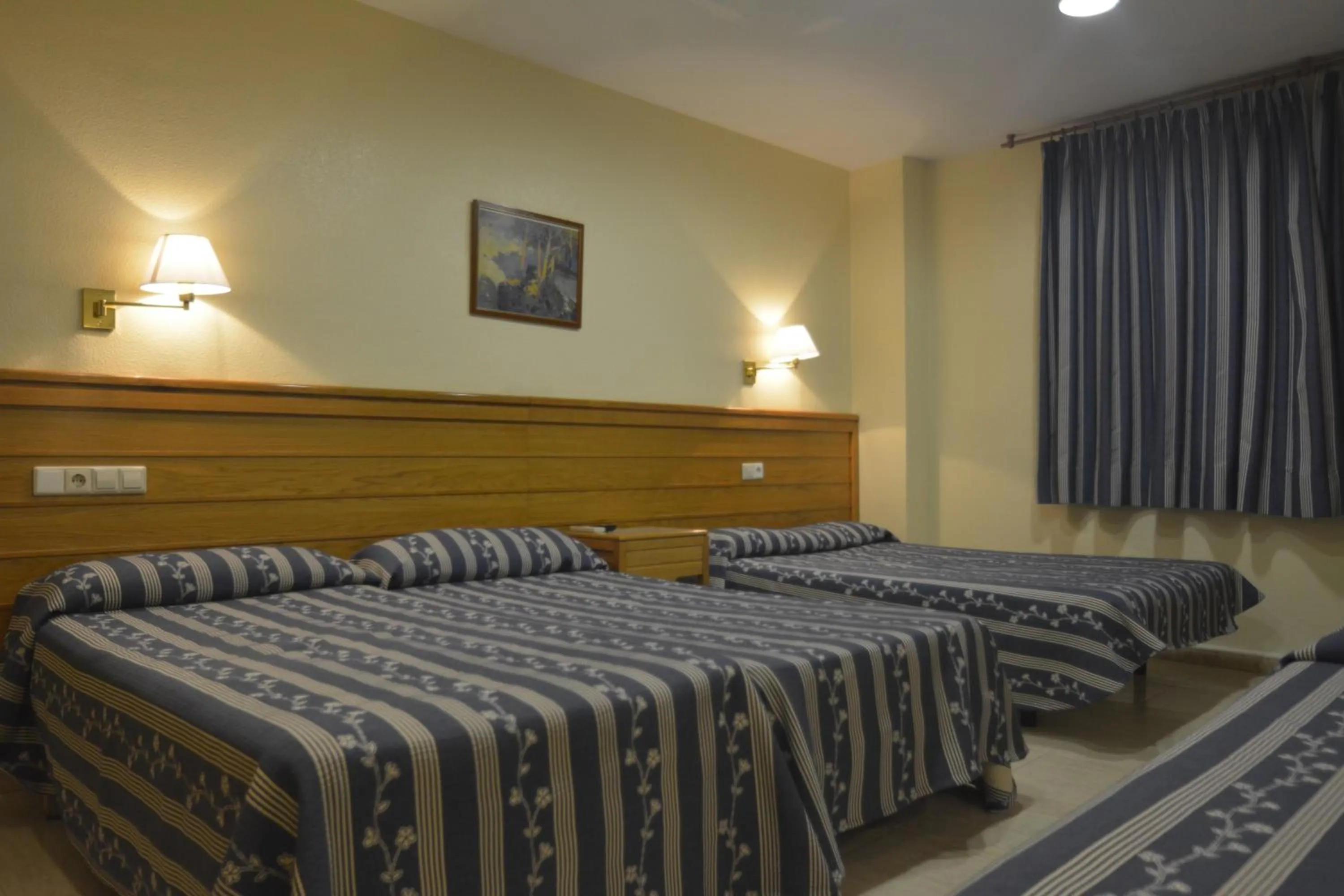 Photo of the whole room in Casa Emilio