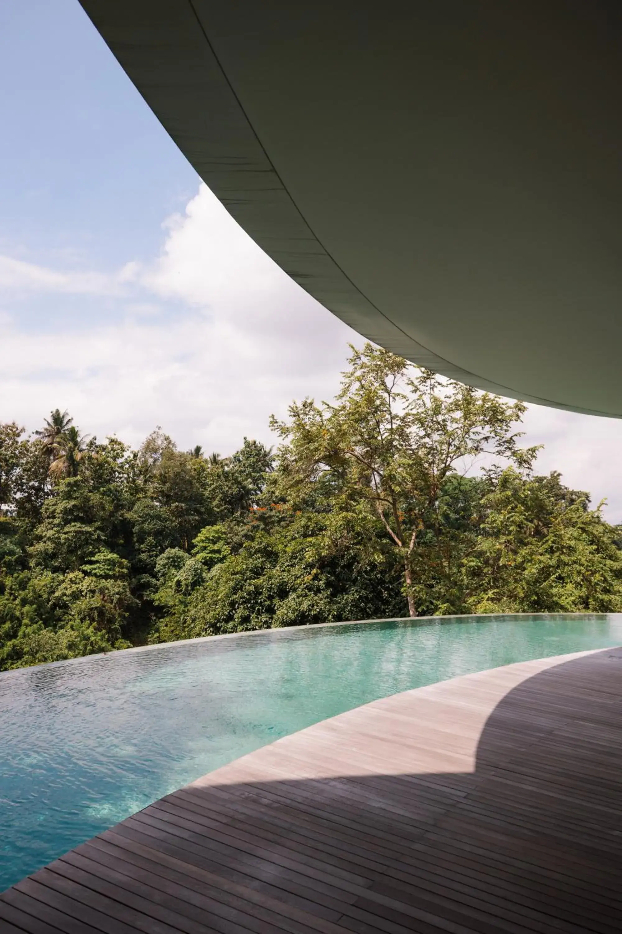 Swimming pool in Bumi Kinar Skylight Swimming pool in Bumi Kinar Skylight