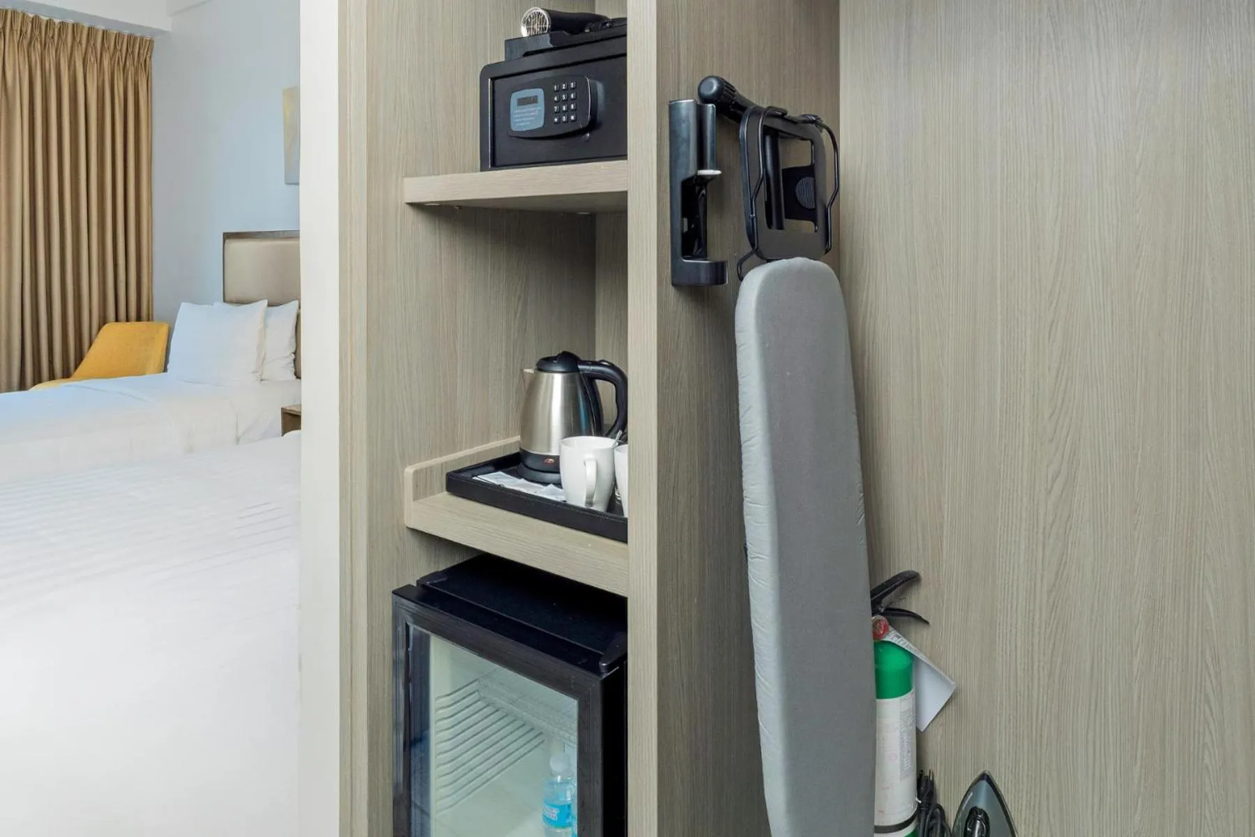 Coffee/tea facilities in Resort-style Comfort Near Mactan Airport