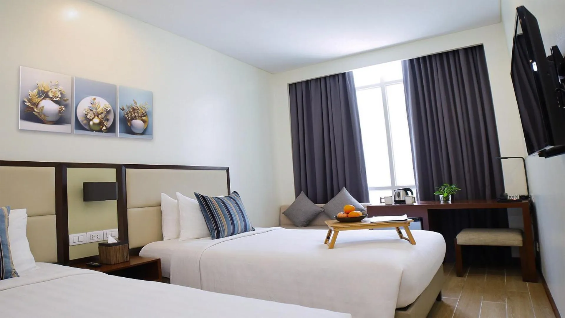 Bed in Private Rooms in Historic Manila Chinatown