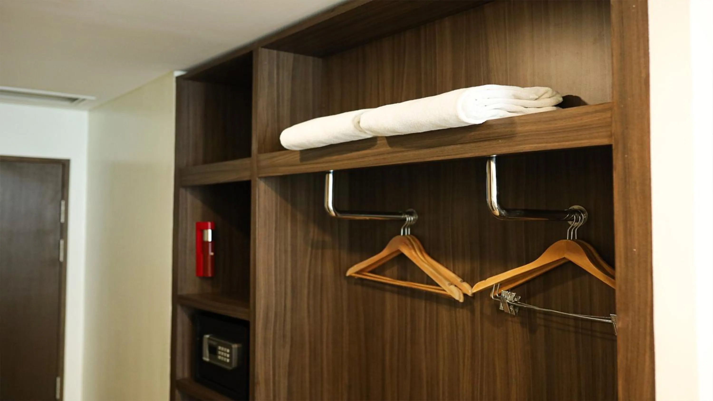 towels in Private Rooms in Historic Manila Chinatown