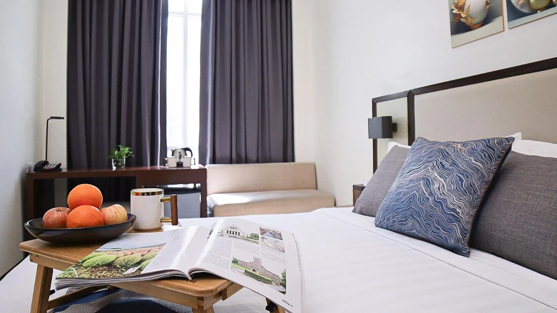 Bed in Private Rooms in Historic Manila Chinatown