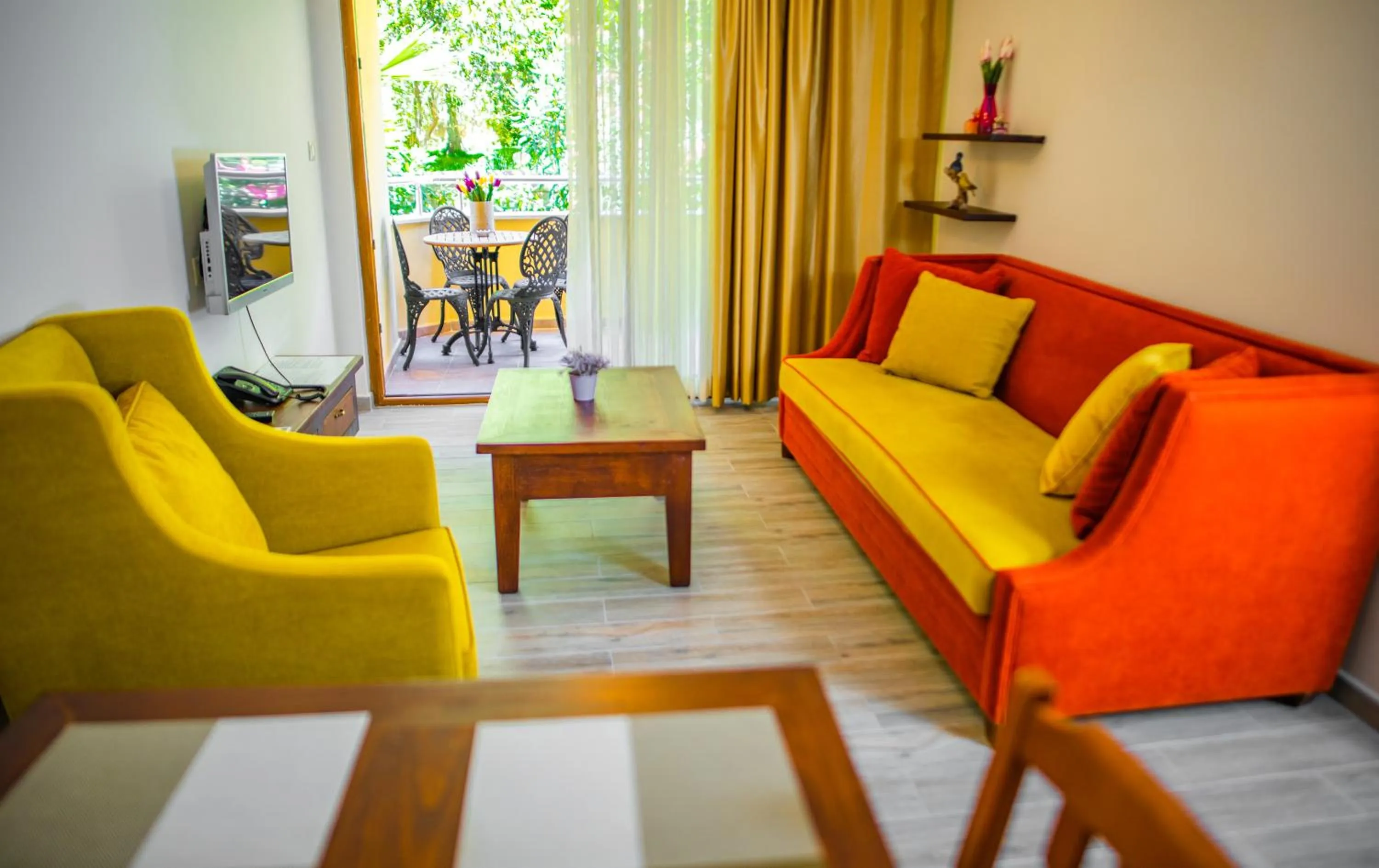 Living room in Dores Residence