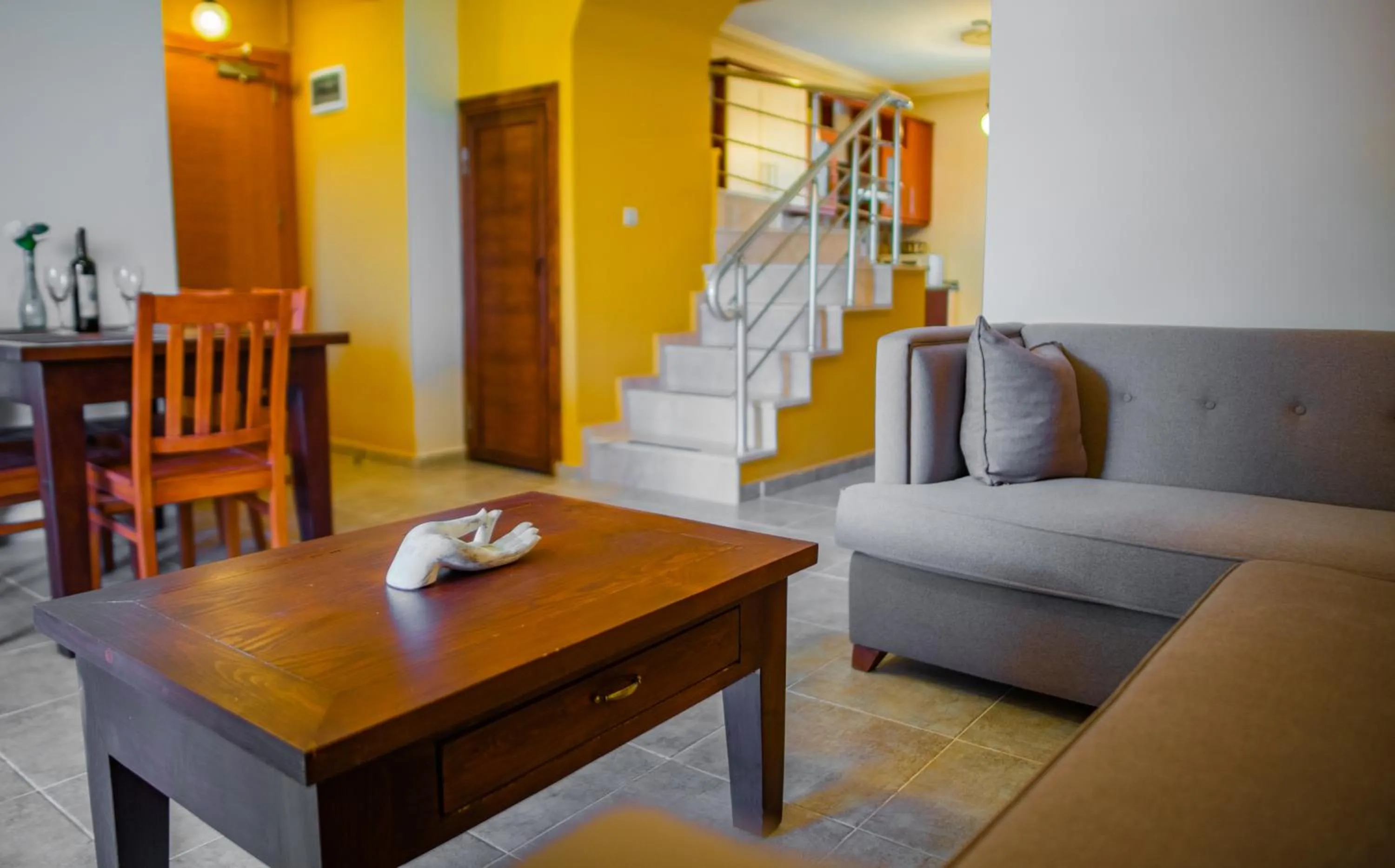 Living room in Dores Residence