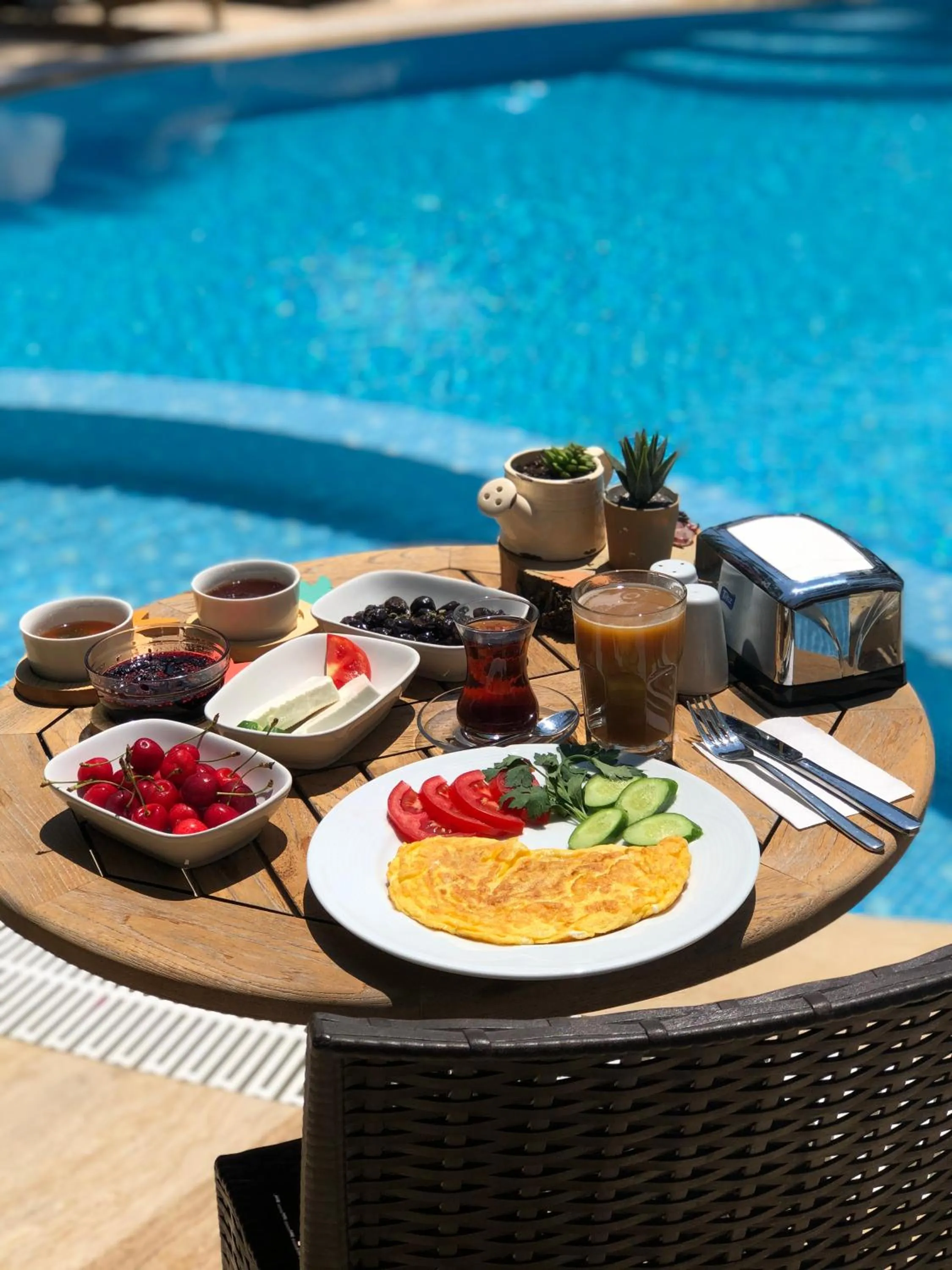 Food and drinks in Dores Residence