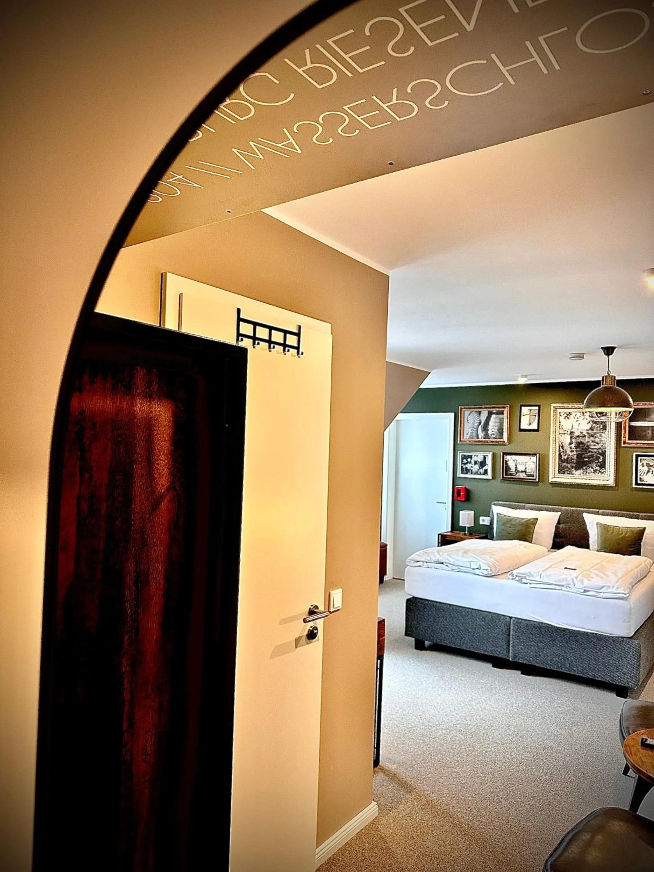 Photo of the whole room, Bed in Privathotel Riesenbeck