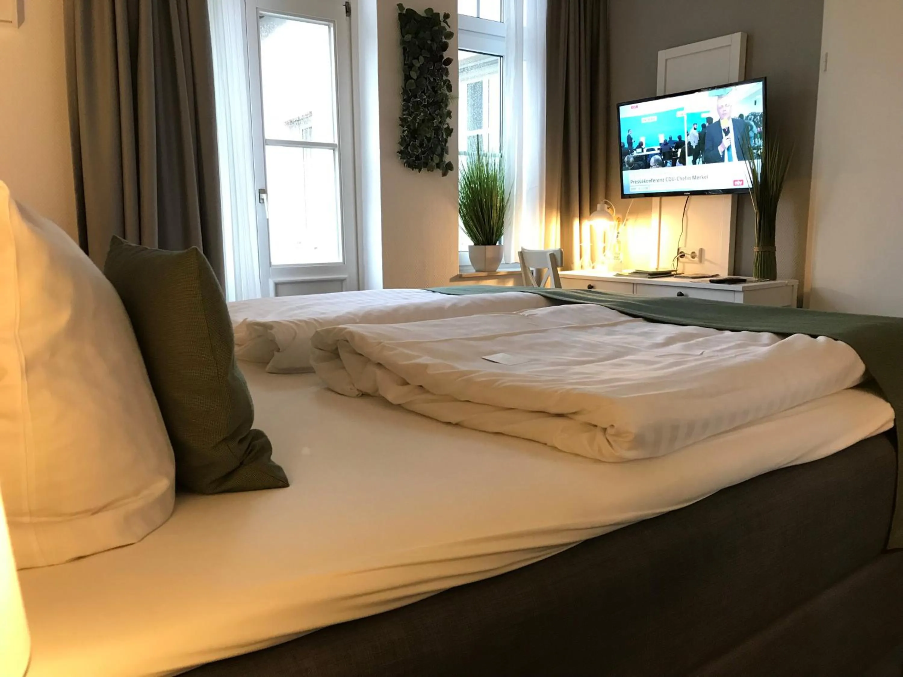 Bedroom, Bed in Privathotel Riesenbeck