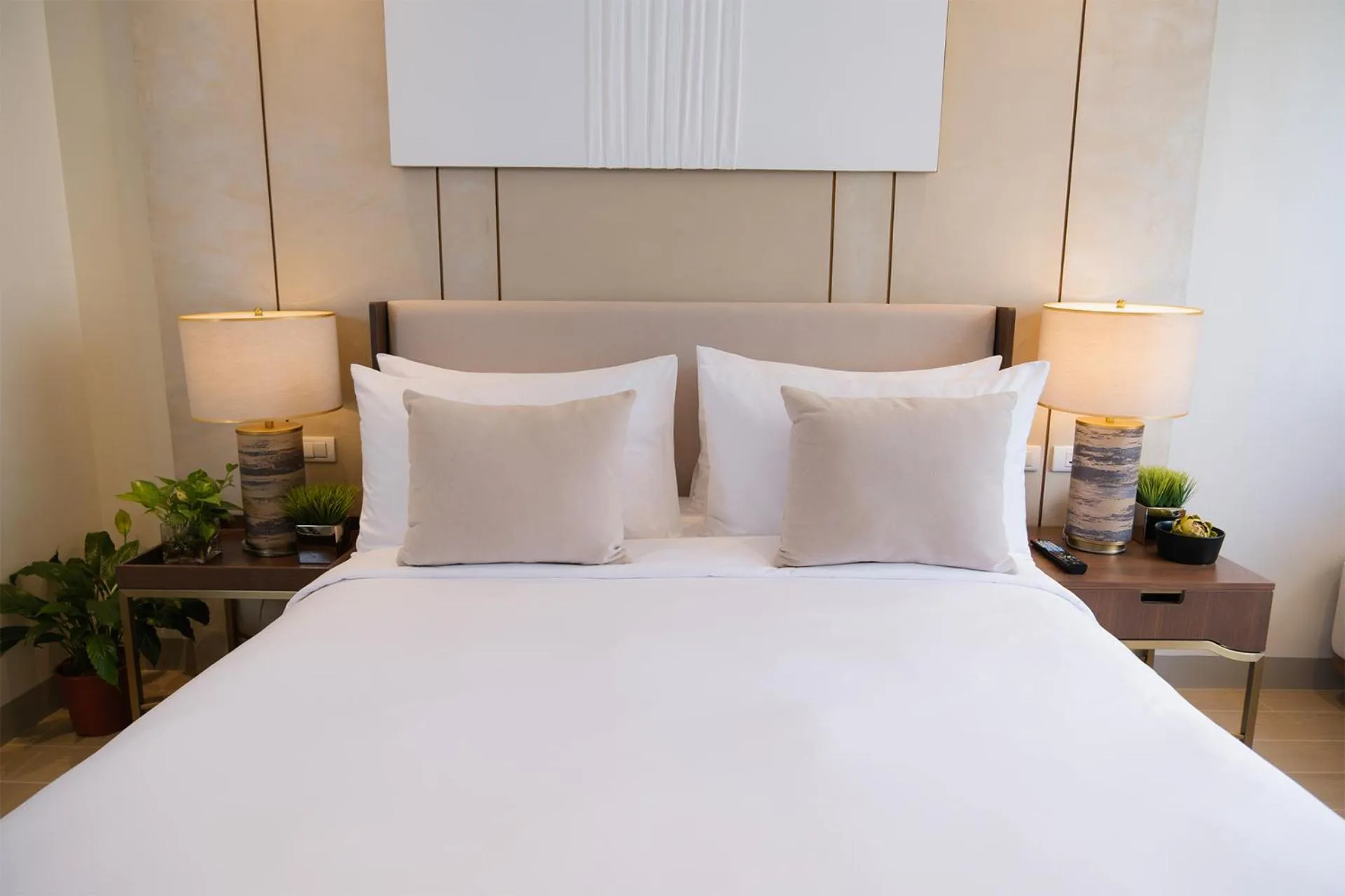 Cozy City Stay Near Airport & MOA in Modern City Stay Near Manila Bay Attractions