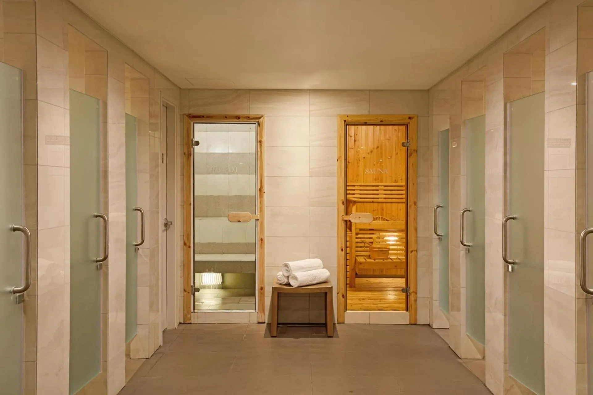 Sauna in Modern City Stay Near Manila Bay Attractions