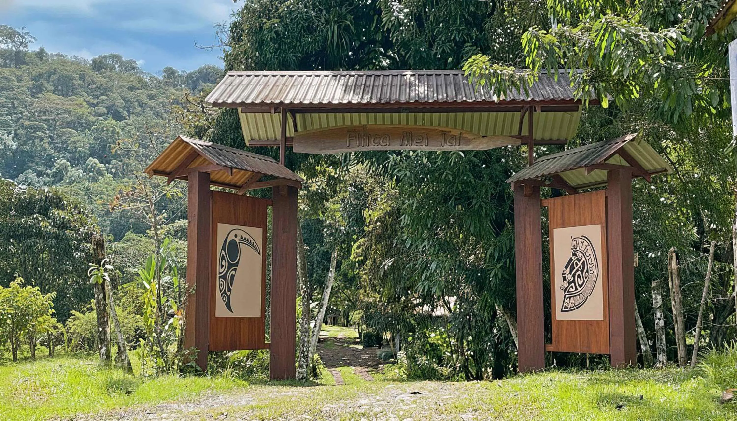 Facade/entrance in Mei Tai Cacao Lodge