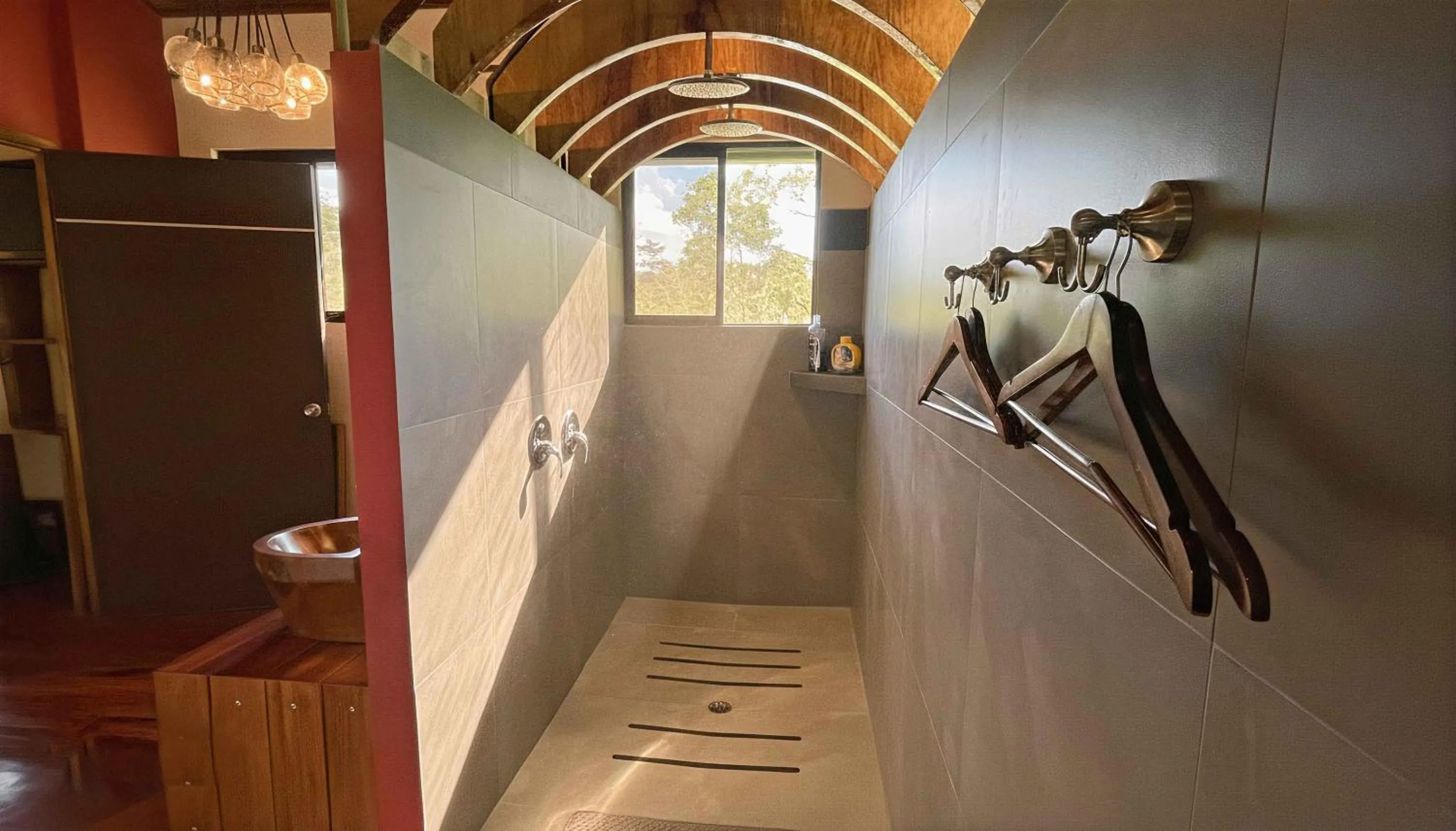 Shower in Mei Tai Cacao Lodge