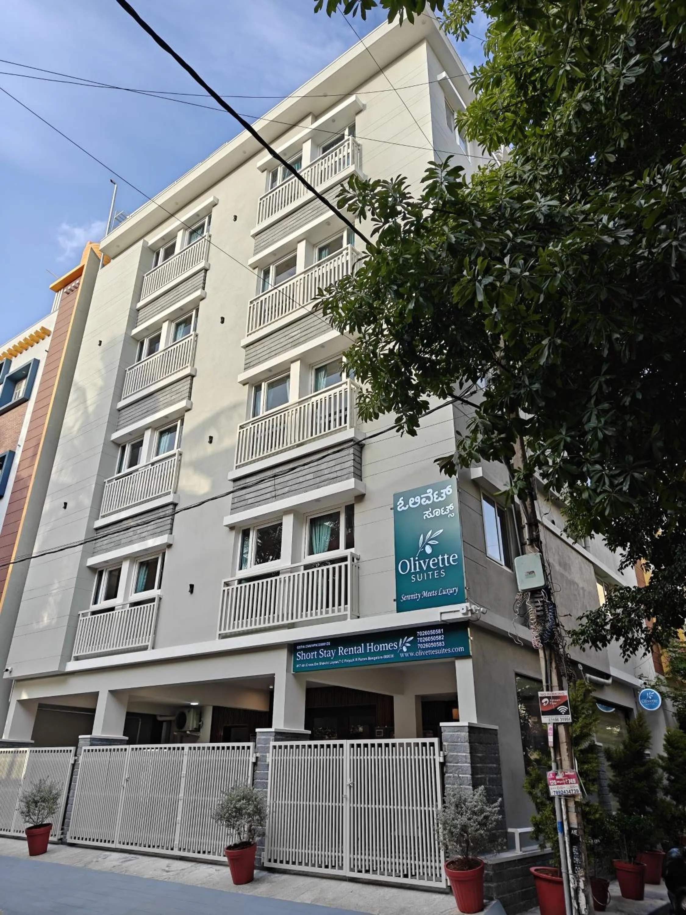 Property building in Olivette Suites