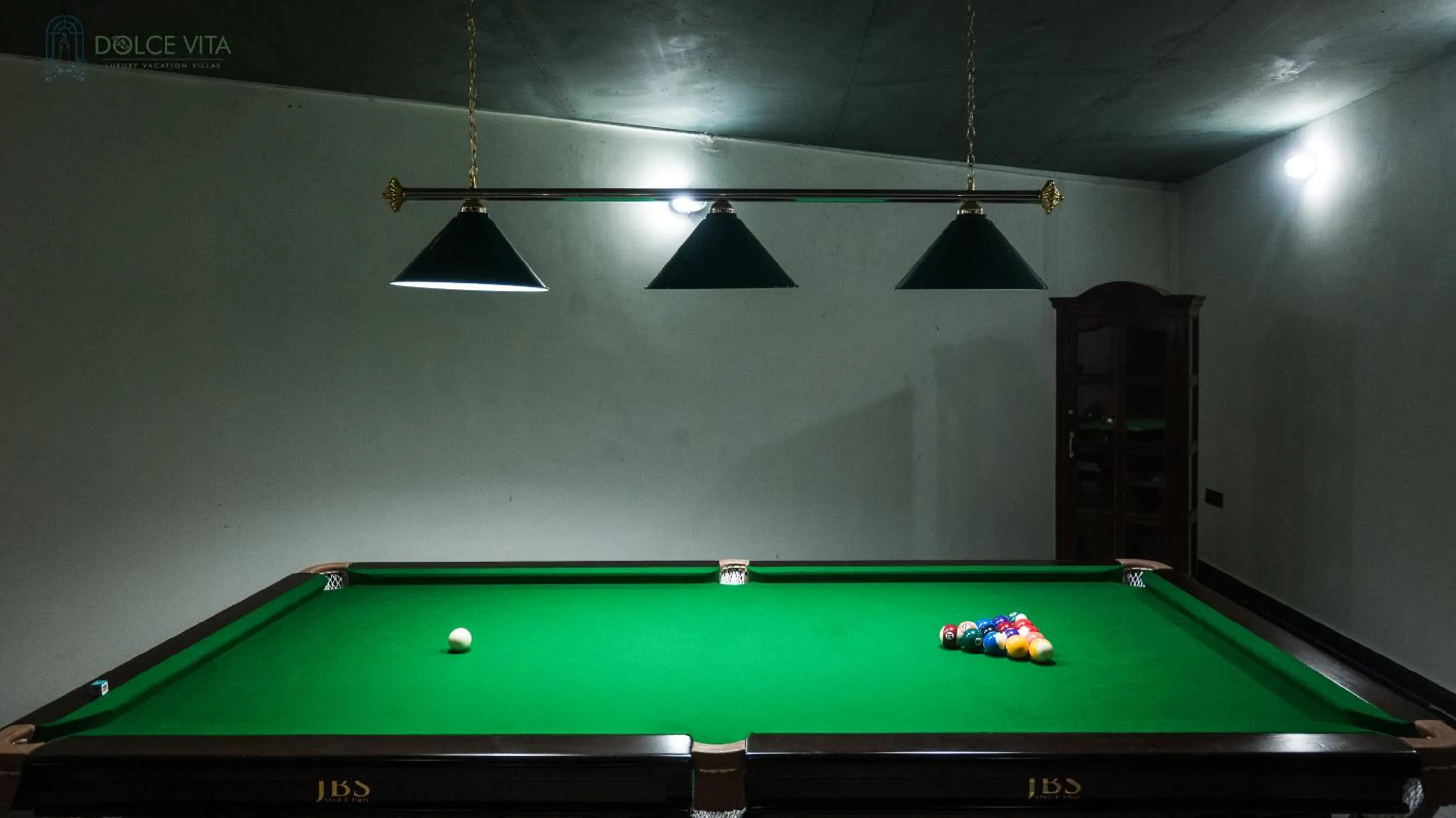 Billiard in Dolce Vita - Luxury Vacation Villas